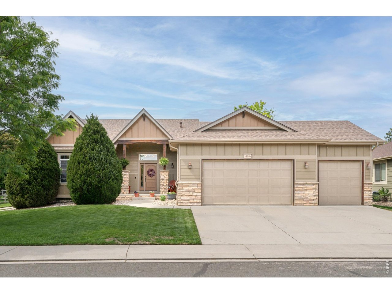 4746 Brenton Dr