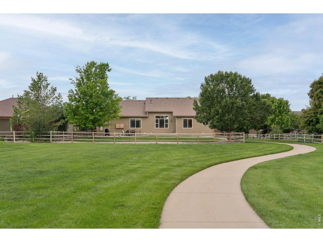 4746 Brenton Dr