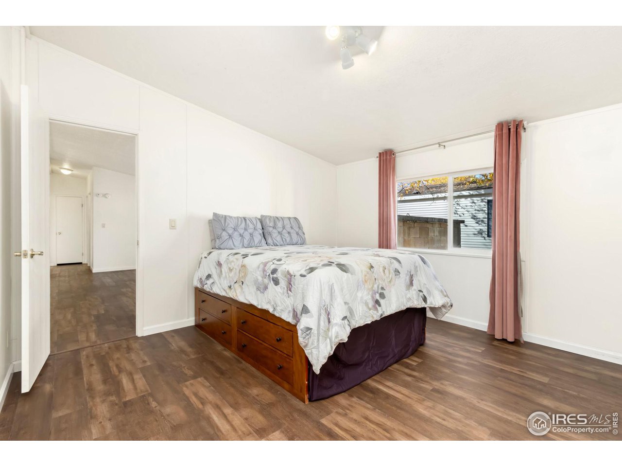 2211 W Mulberry St 220