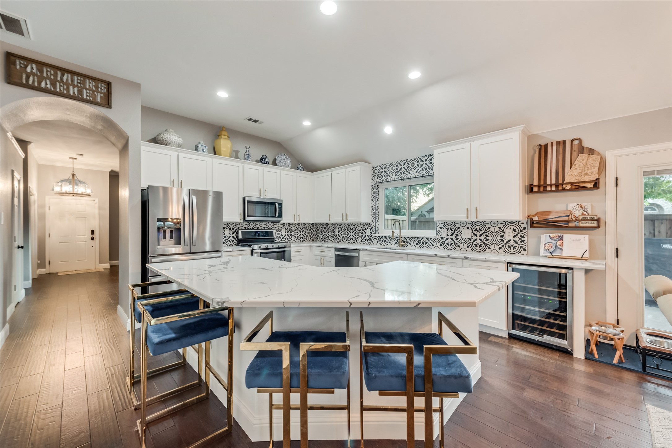 5500 Buckskin Drive