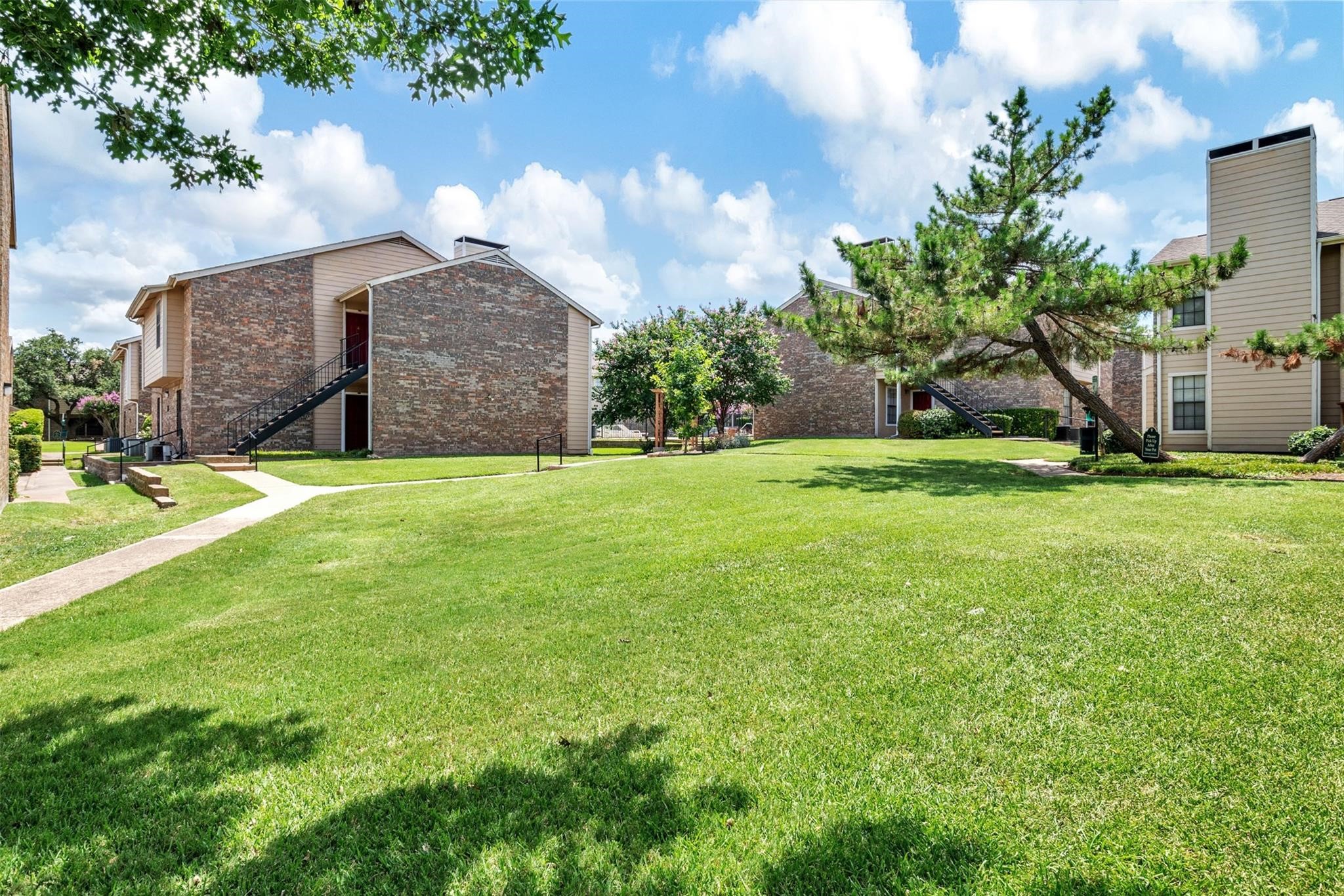 4748 Old Bent Tree Lane 908