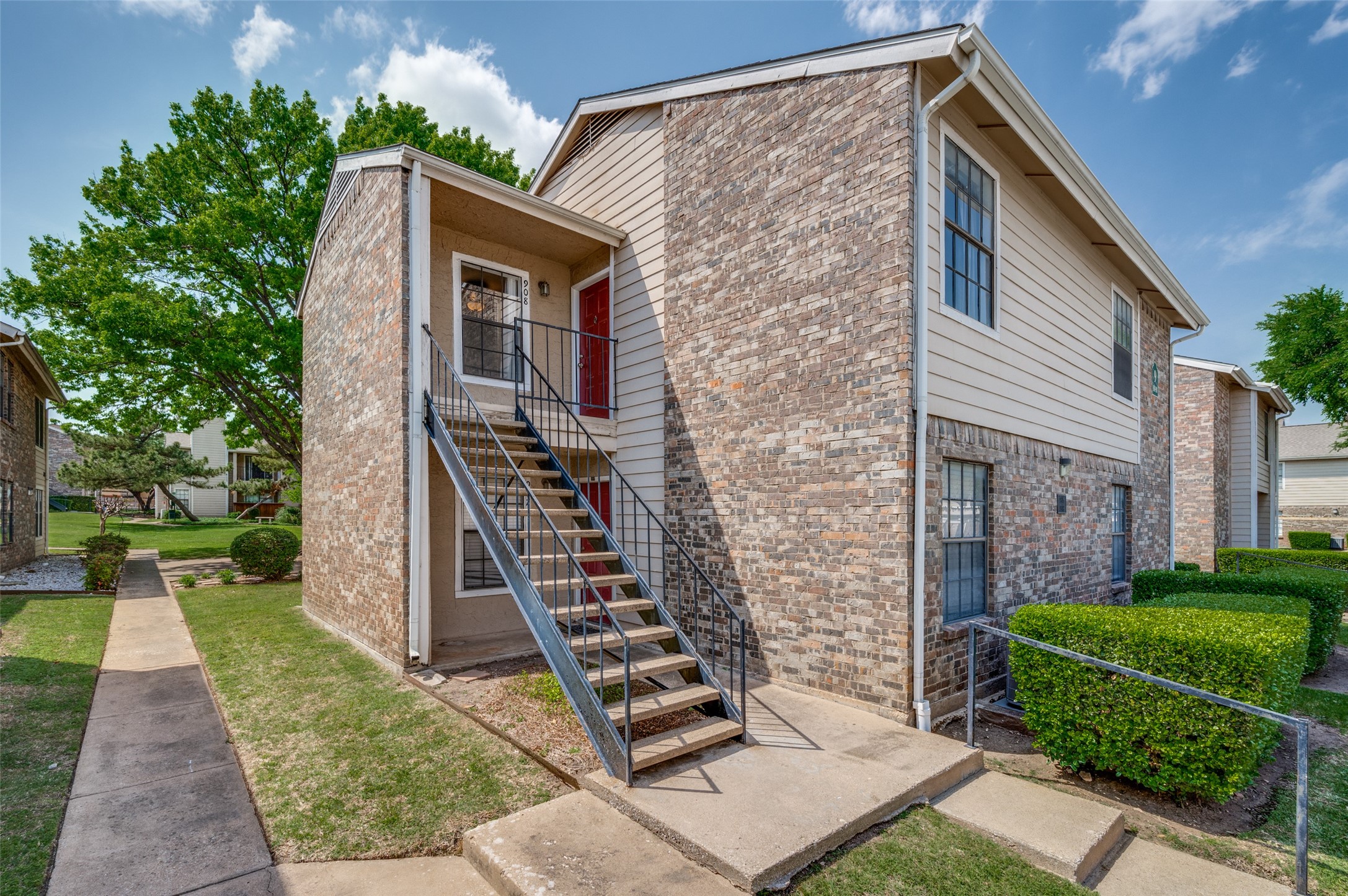4748 Old Bent Tree Lane 908