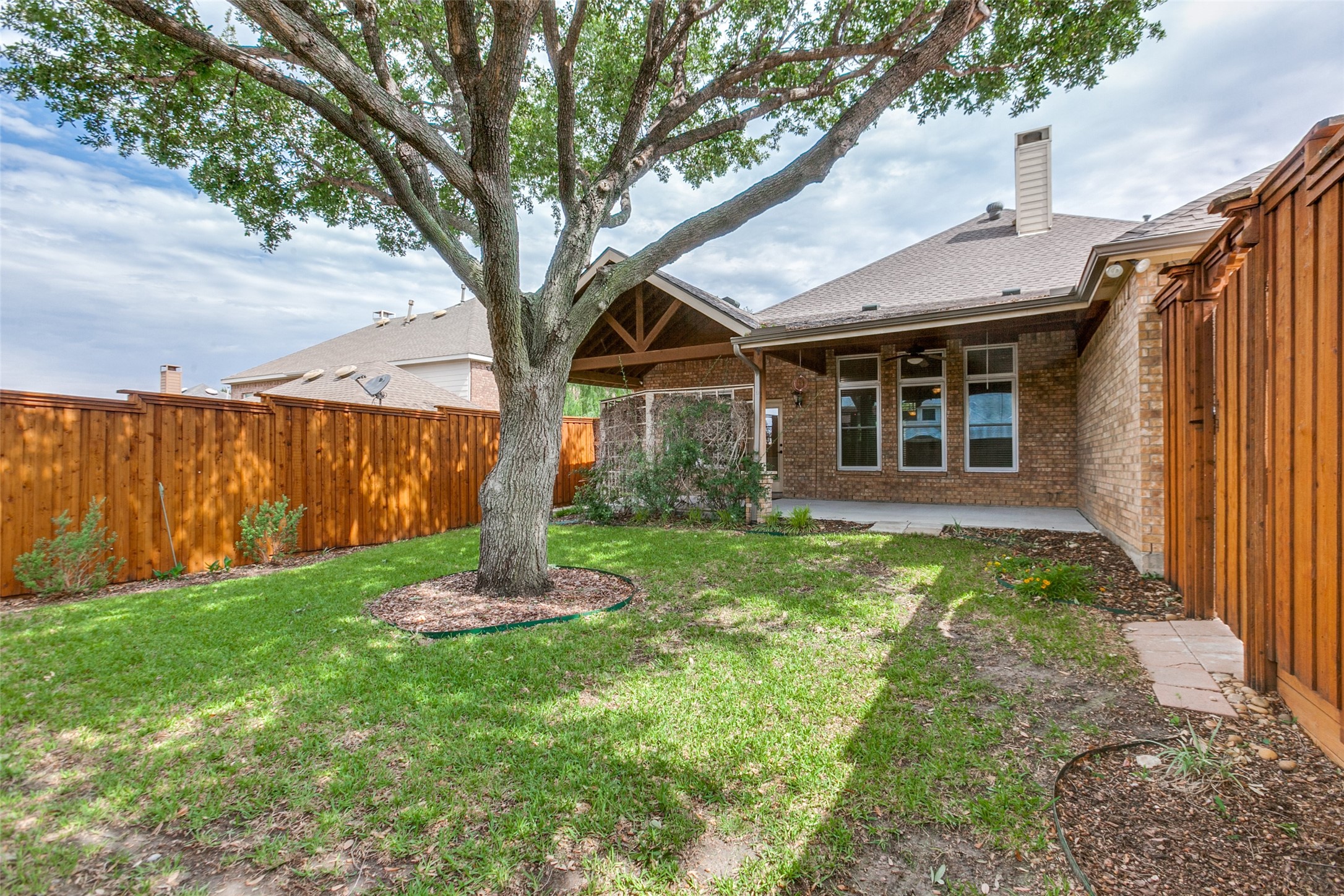 7491 Daffodil Way