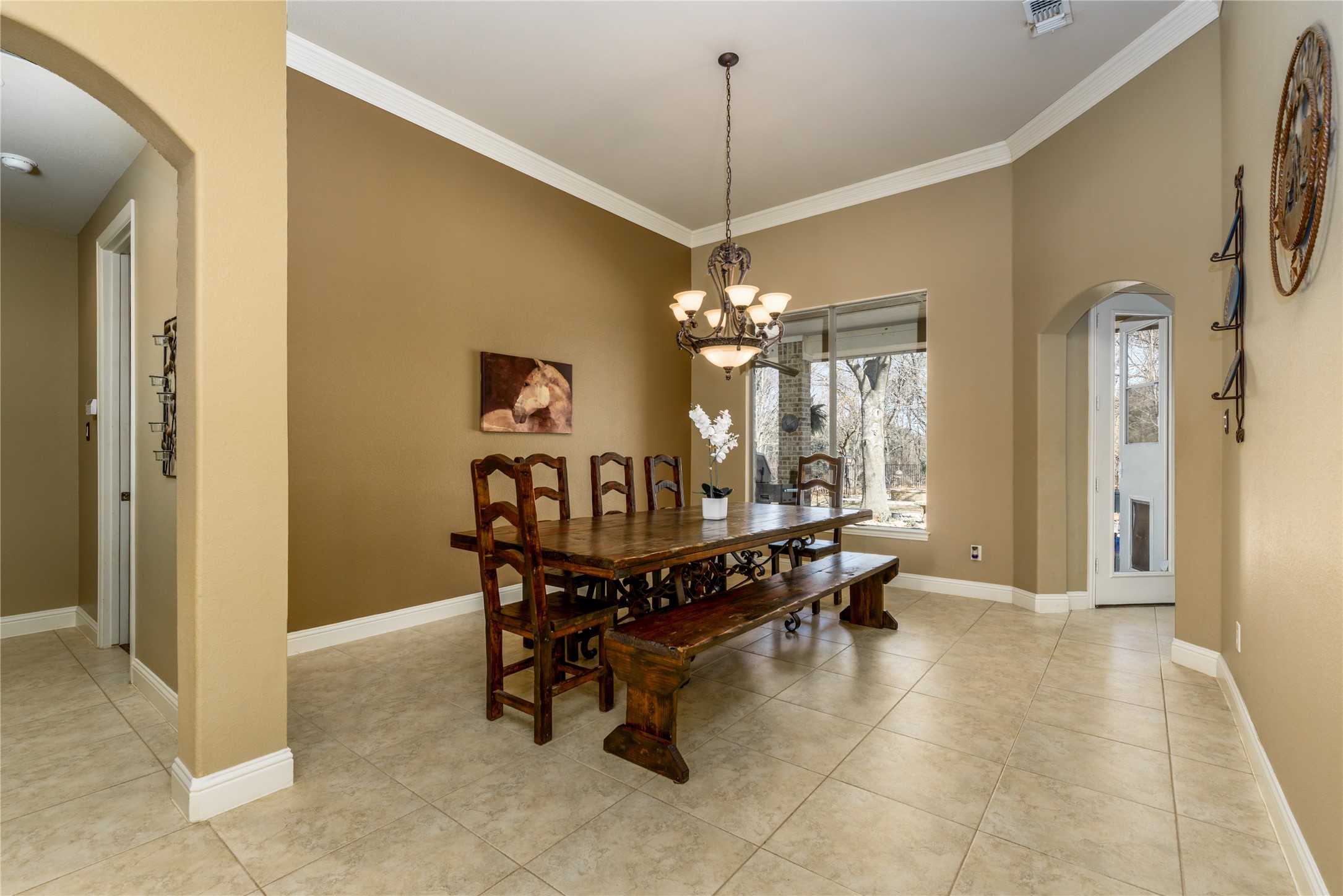 136 Whispering Winds Drive