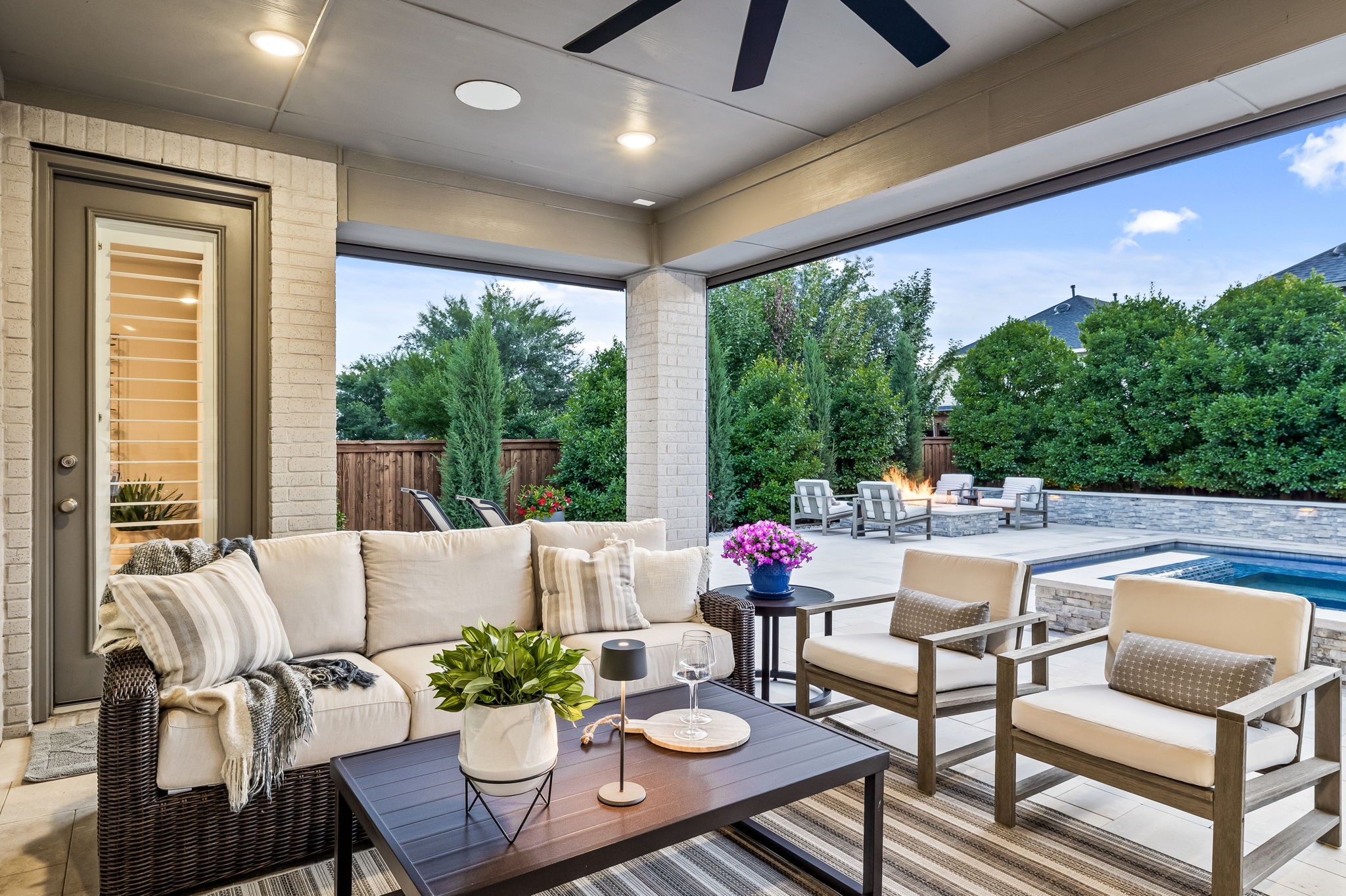 16471 Prairie Oak Road