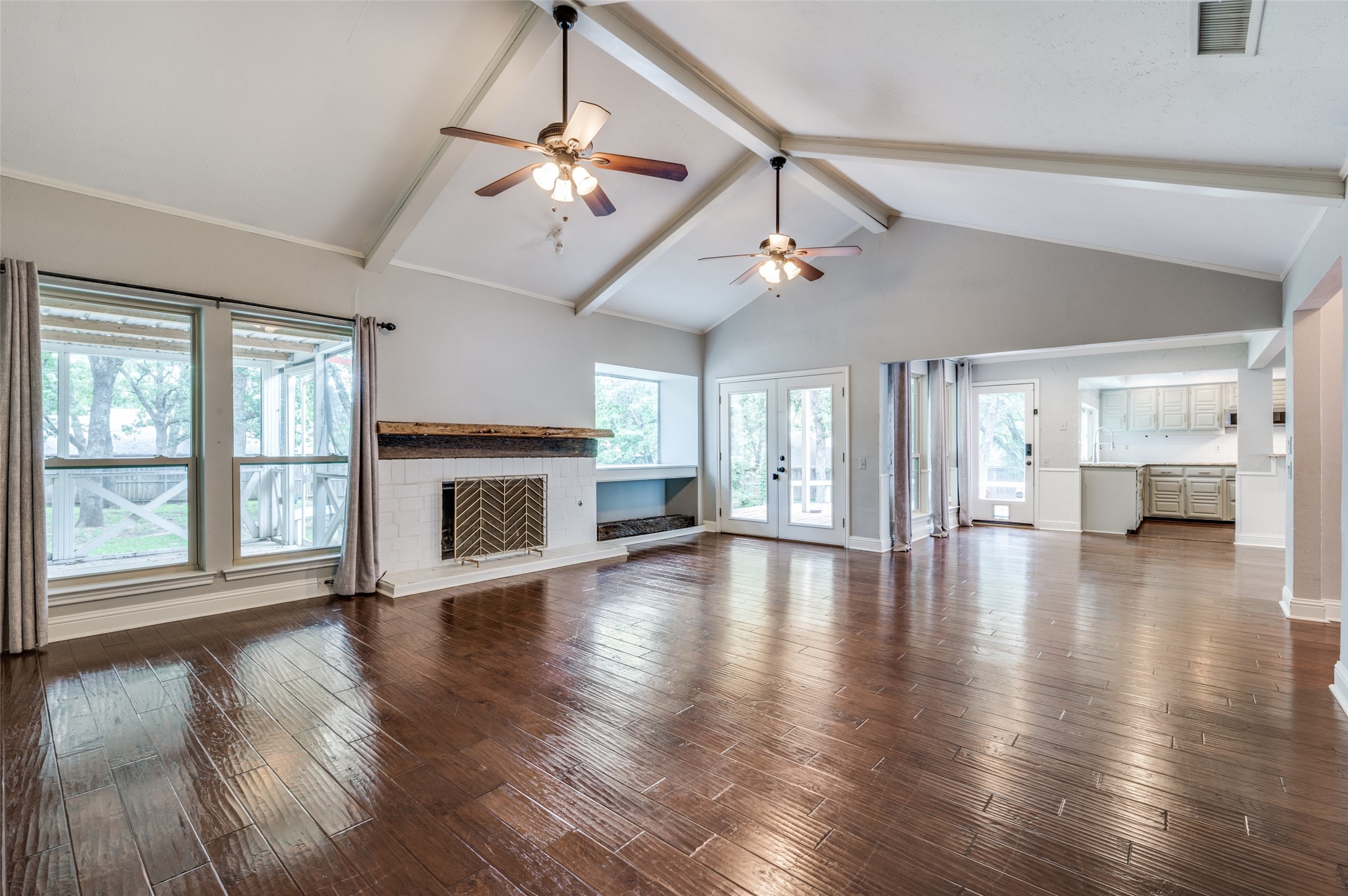 1501 Sandy Creek Drive