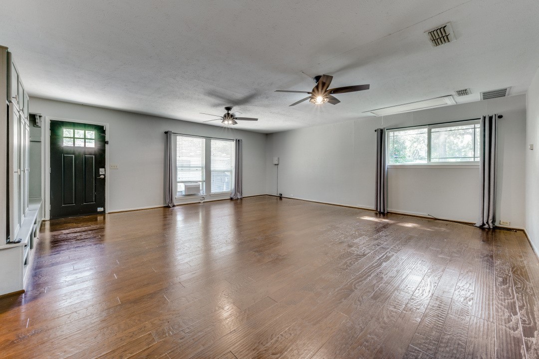 1501 Sandy Creek Drive