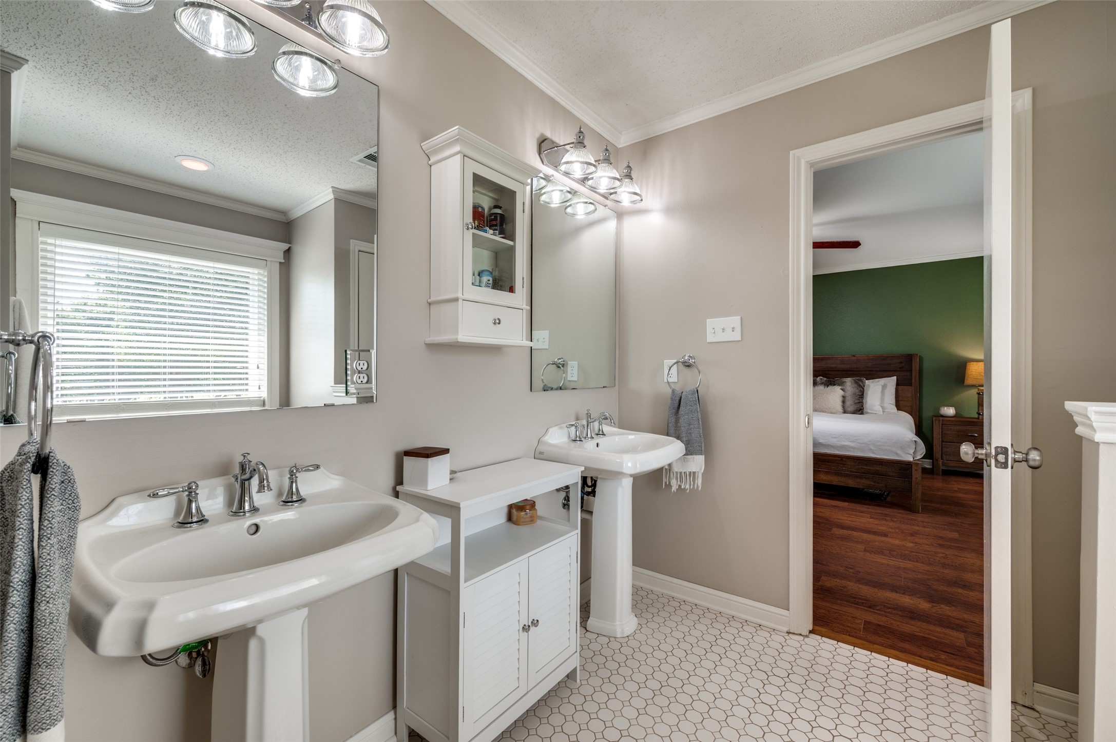 2310 Plymouth Colony Drive