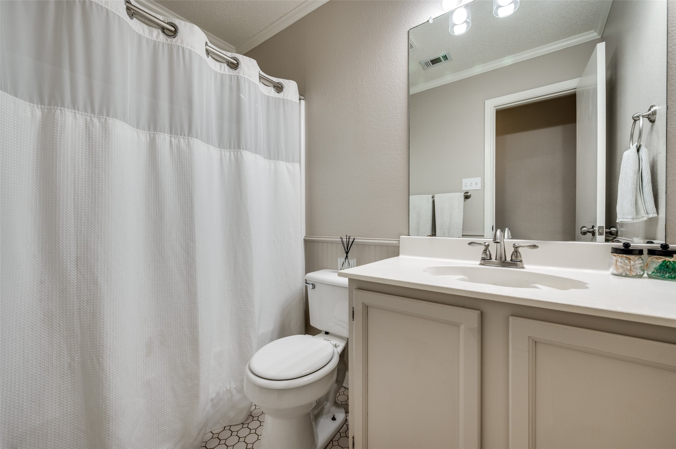 2310 Plymouth Colony Drive