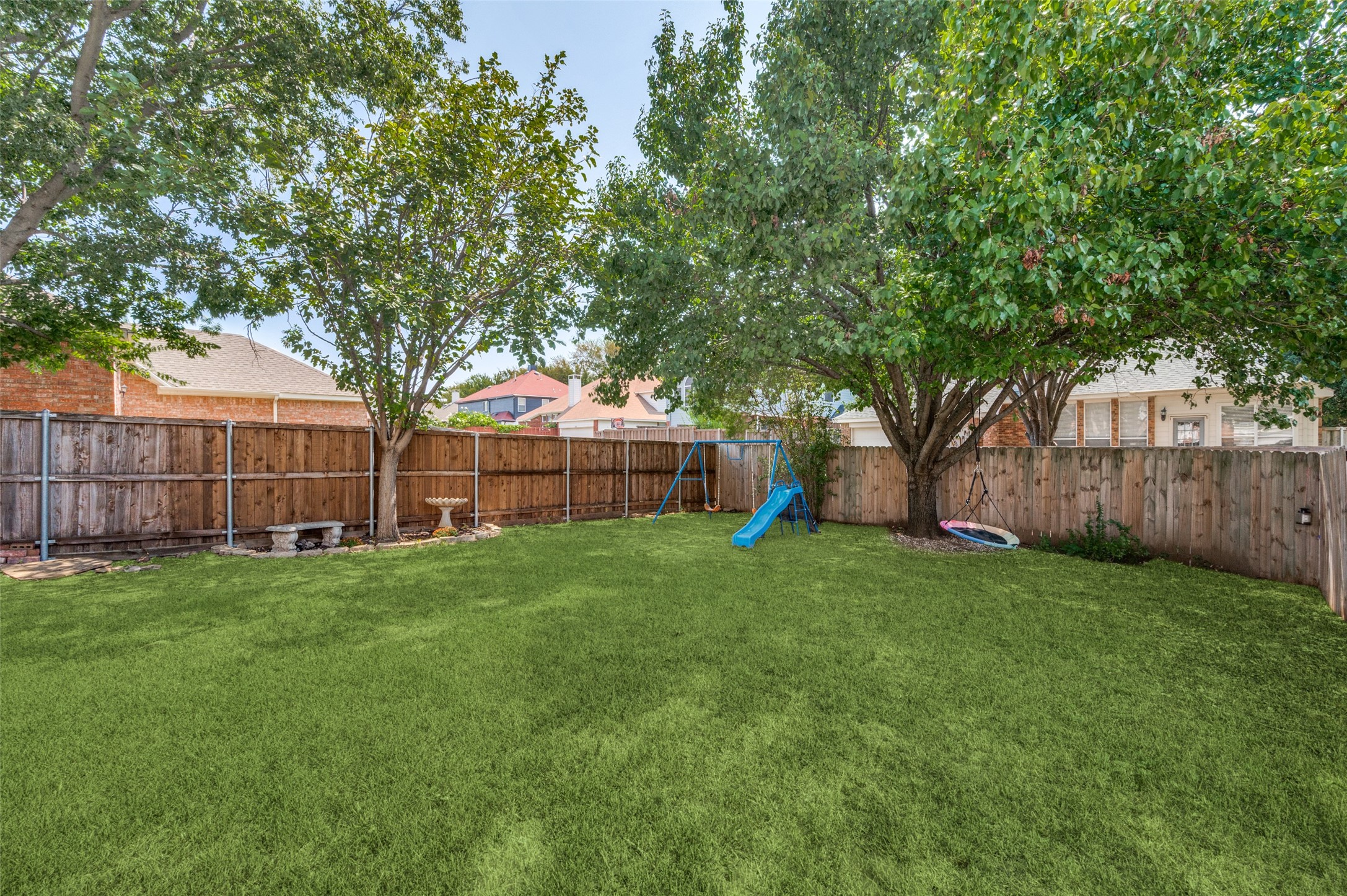 9513 Thorncliff Drive