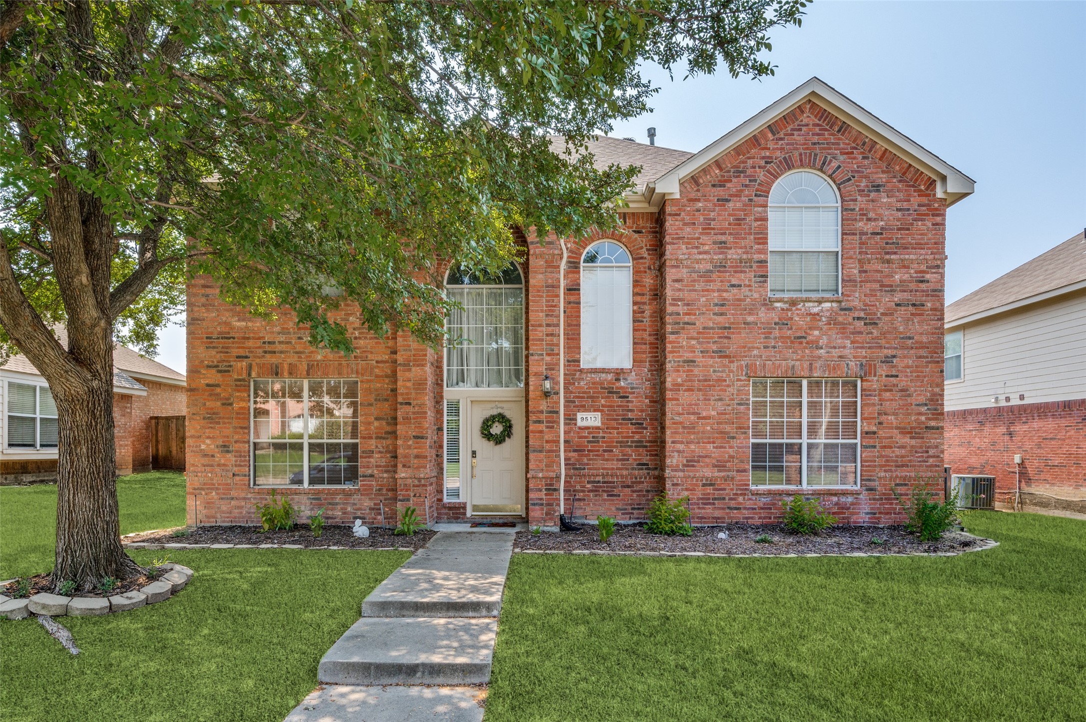 9513 Thorncliff Drive