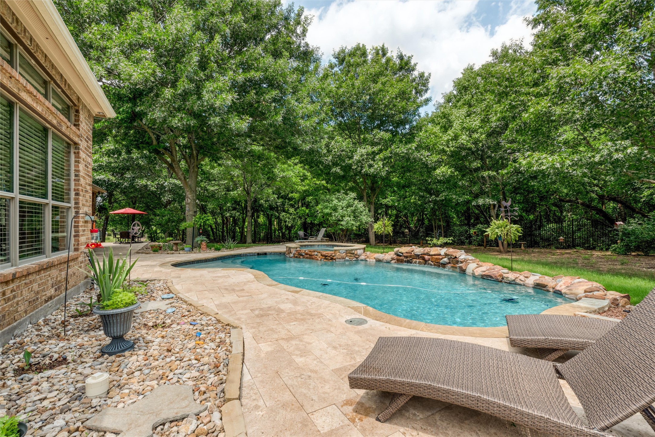 136 Whispering Winds Drive