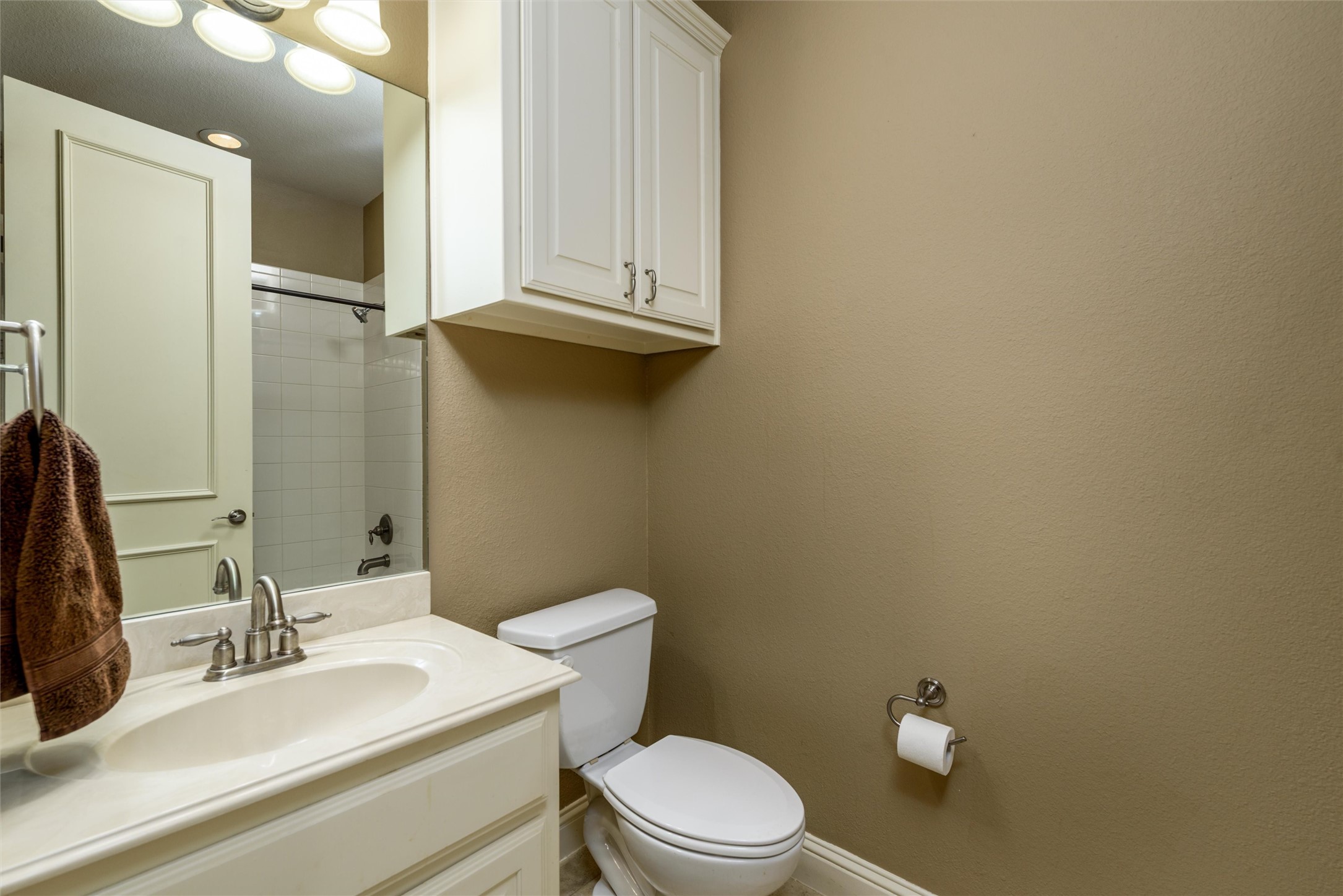 136 Whispering Winds Drive