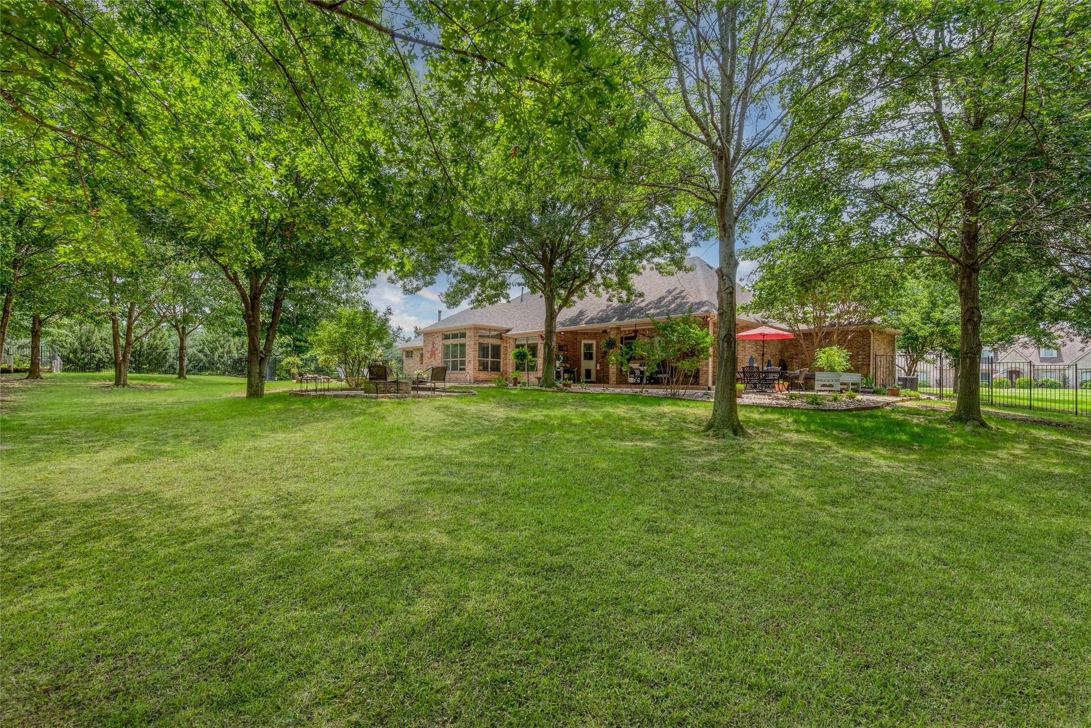 136 Whispering Winds Drive