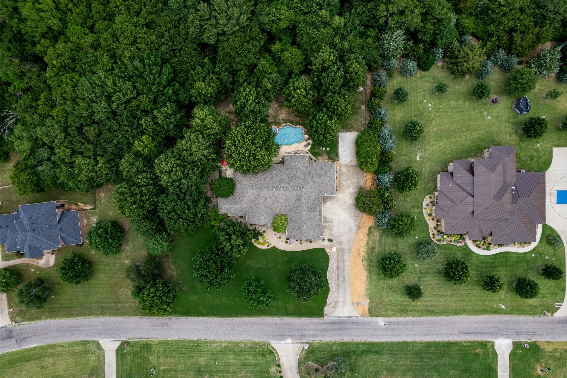 136 Whispering Winds Drive