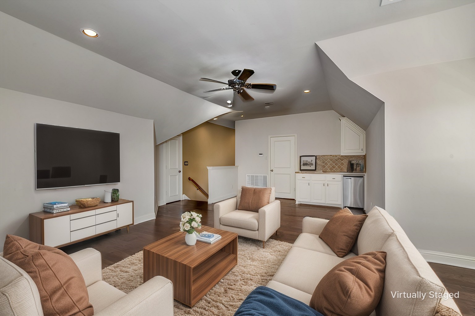 136 Whispering Winds Drive