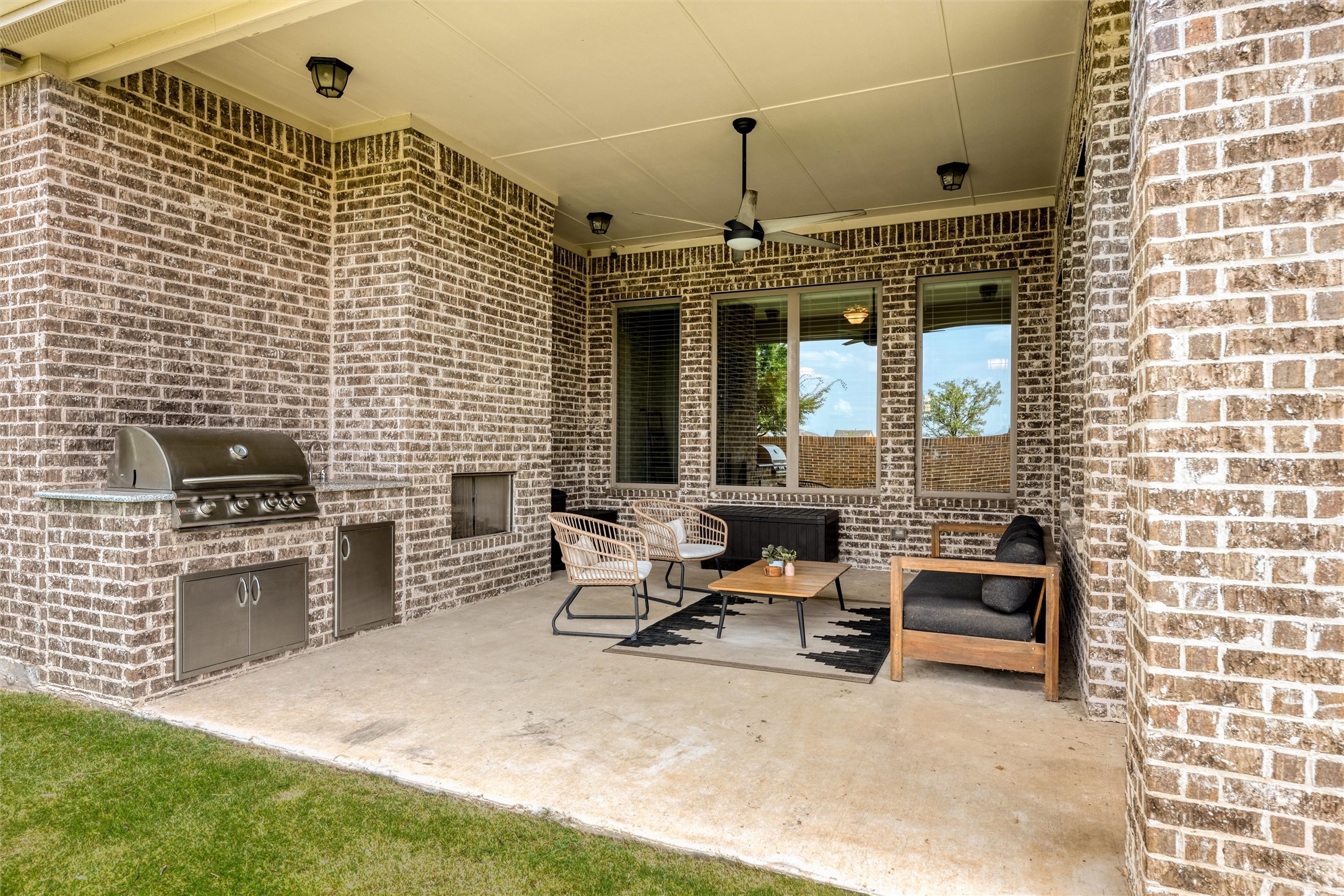 1863 Peppervine Road