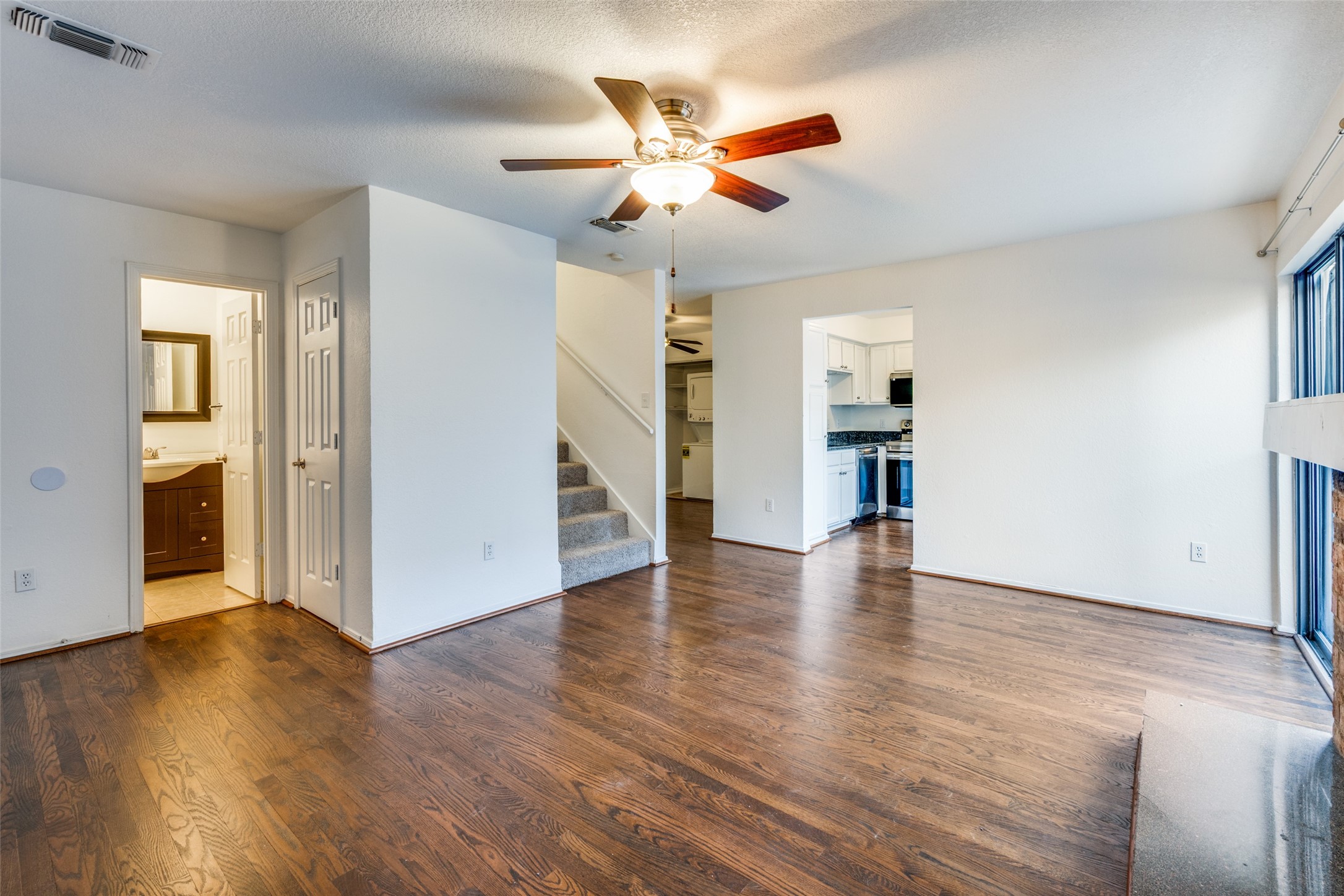 1105 Bert Drive B