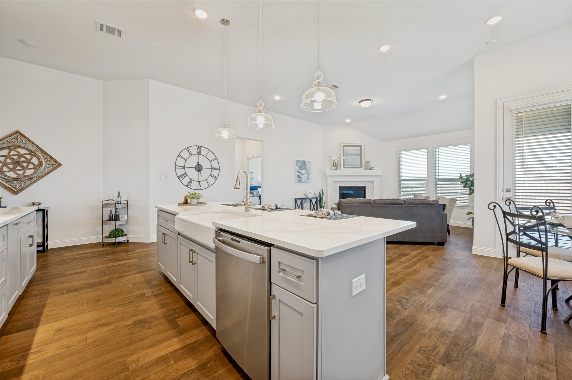 3900 Starlight Creek Drive