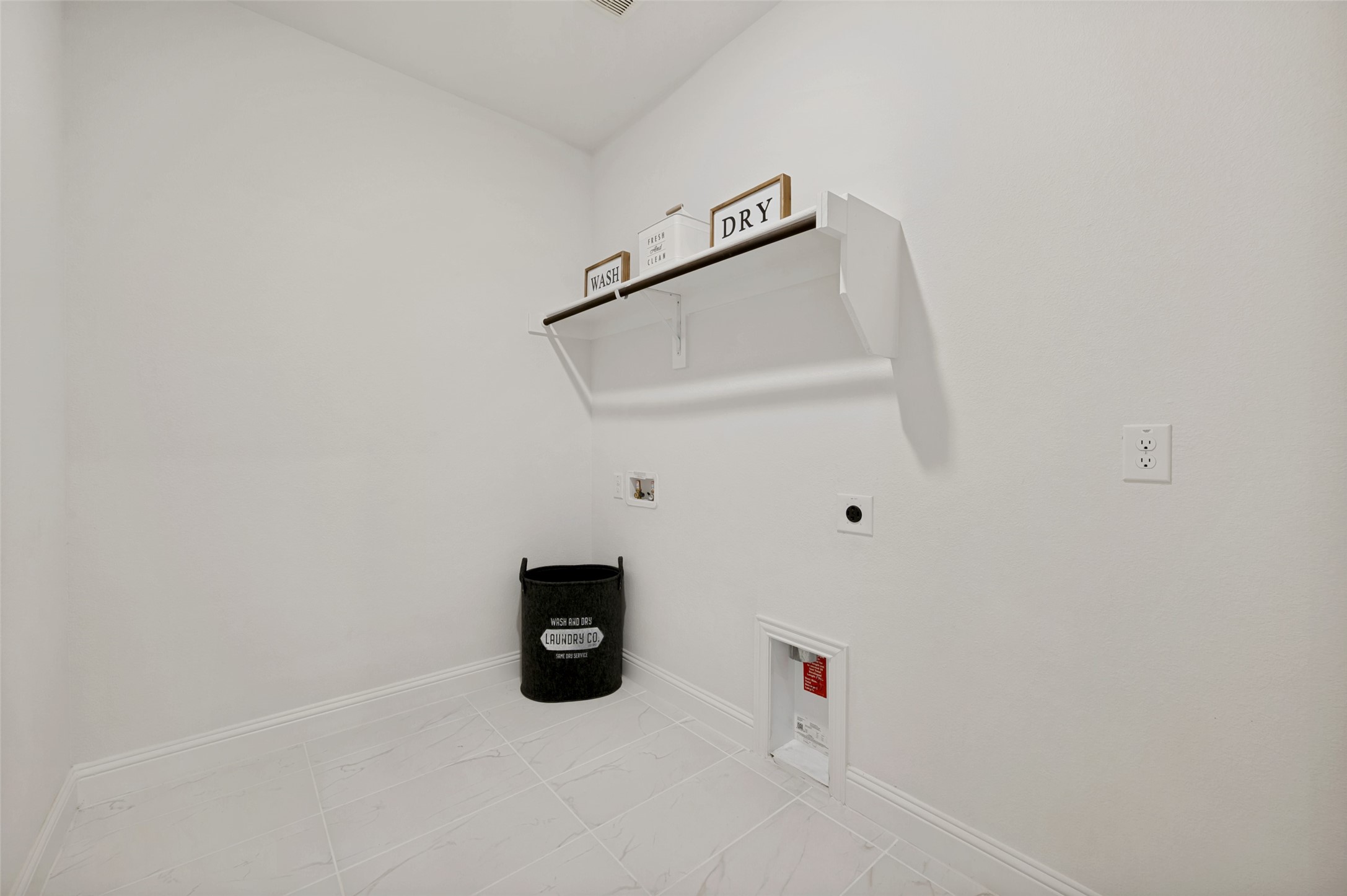 3900 Starlight Creek Drive