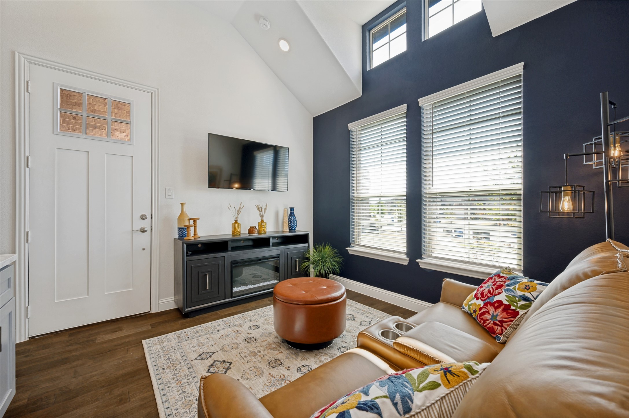 3900 Starlight Creek Drive