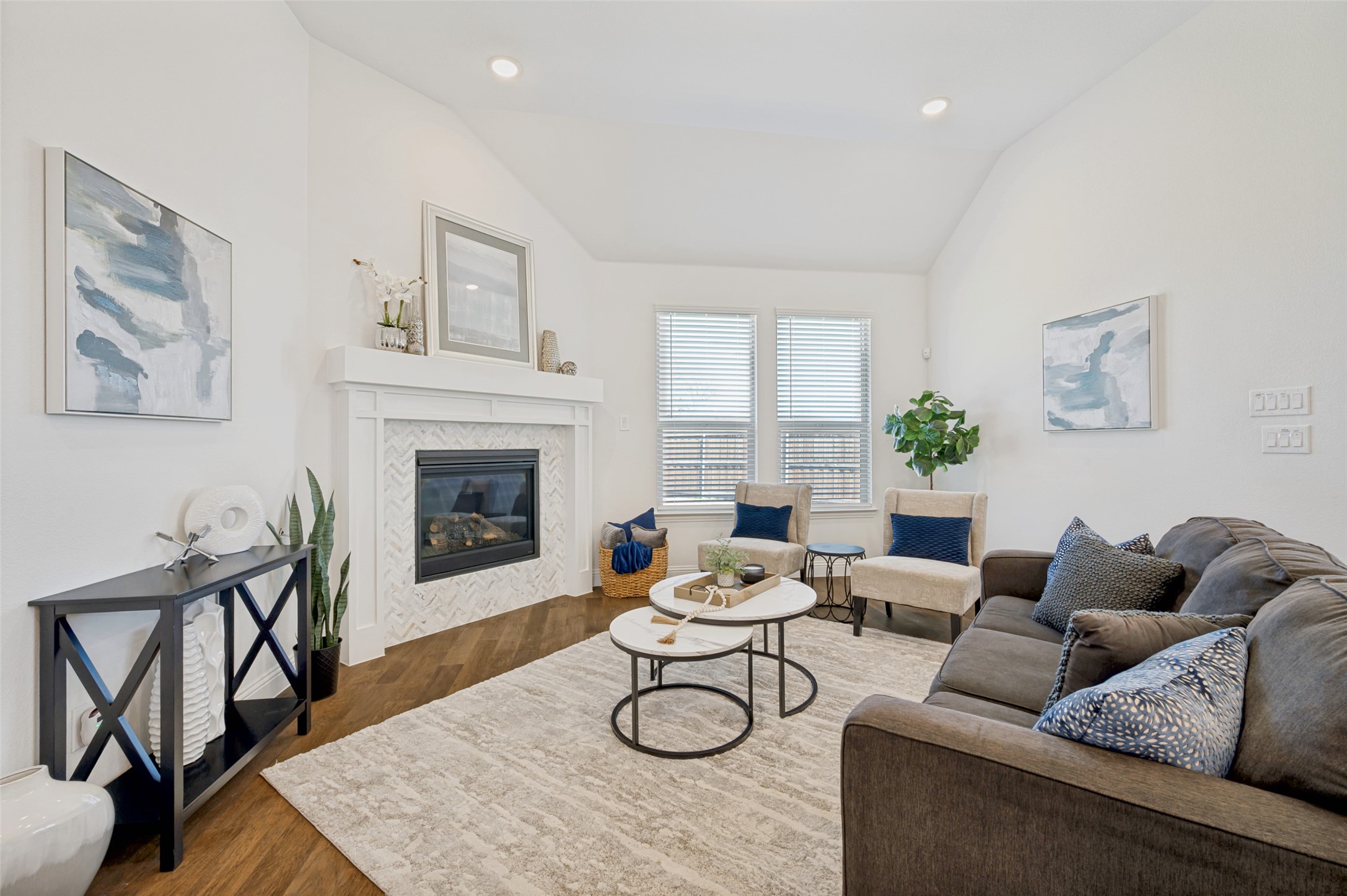 3900 Starlight Creek Drive