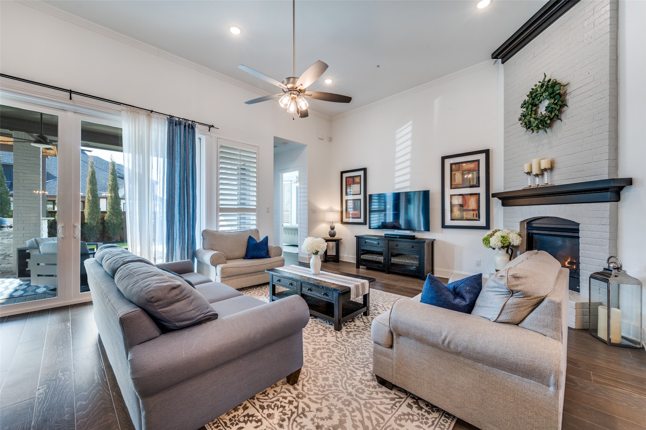 6263 Stockwell Drive