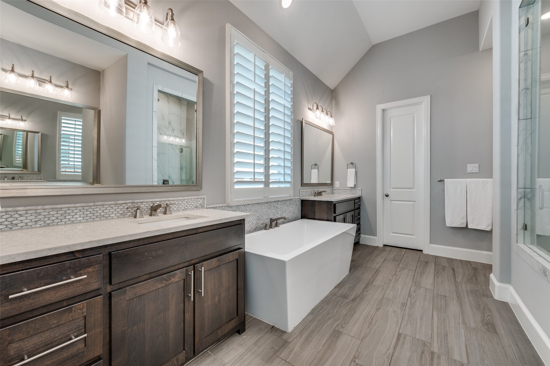 6263 Stockwell Drive