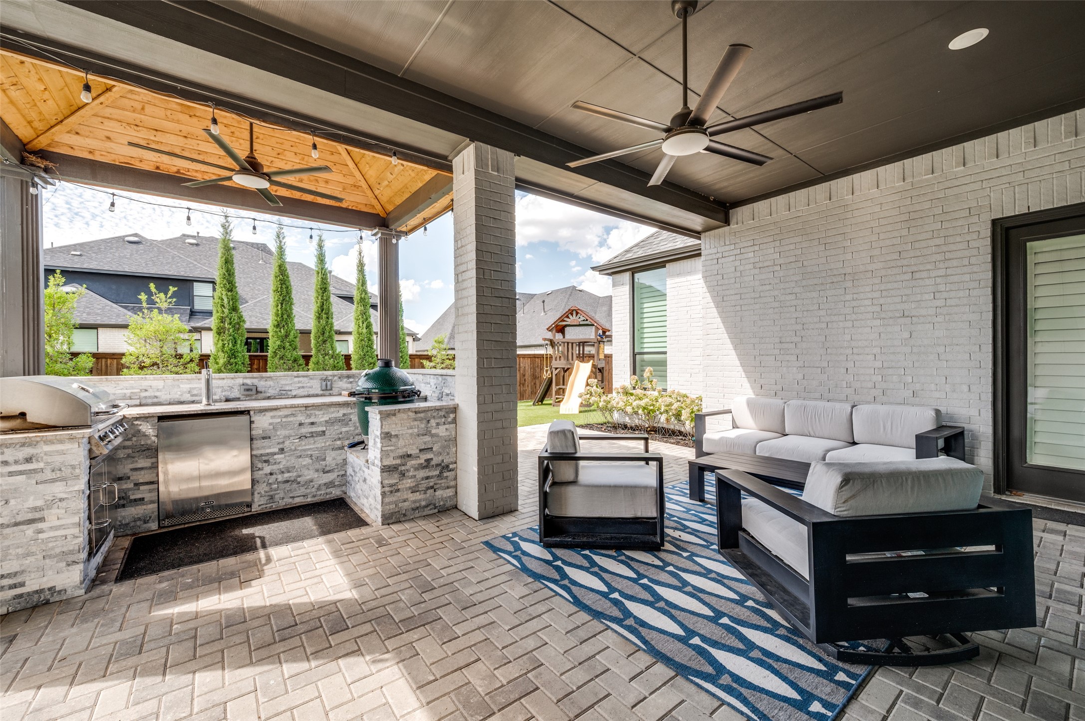 6263 Stockwell Drive