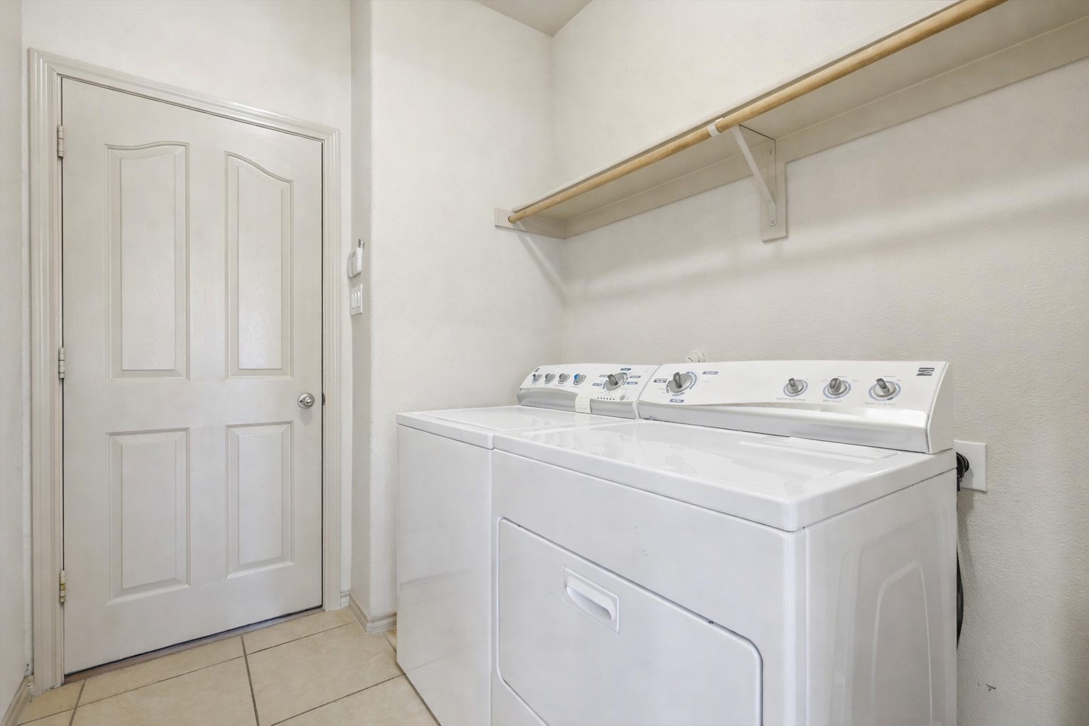 3221 Hornbeam Street