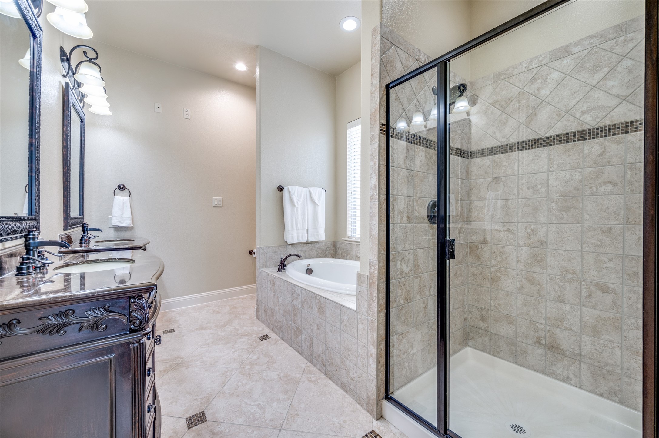 520 Devonshire Drive