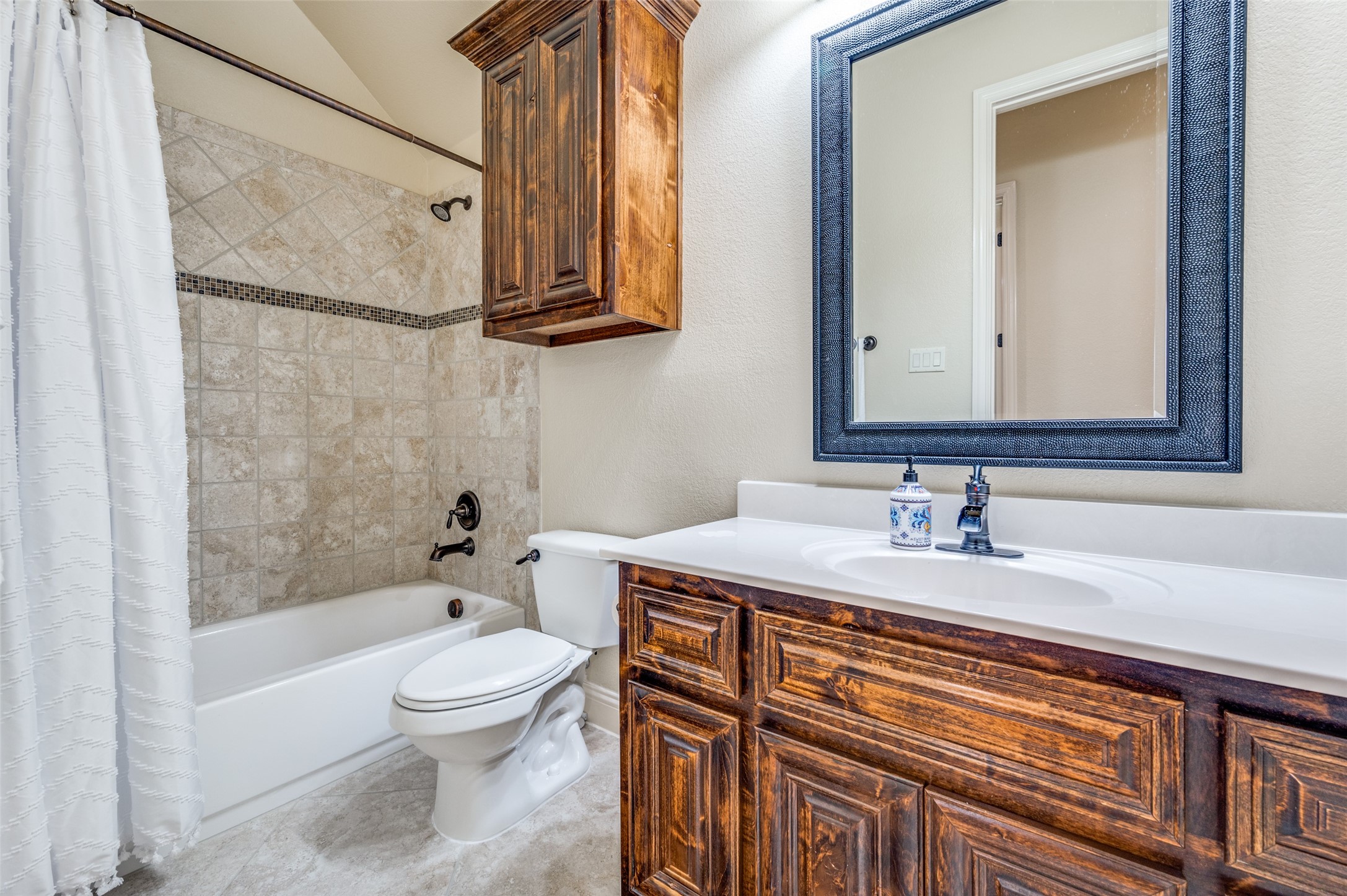 520 Devonshire Drive