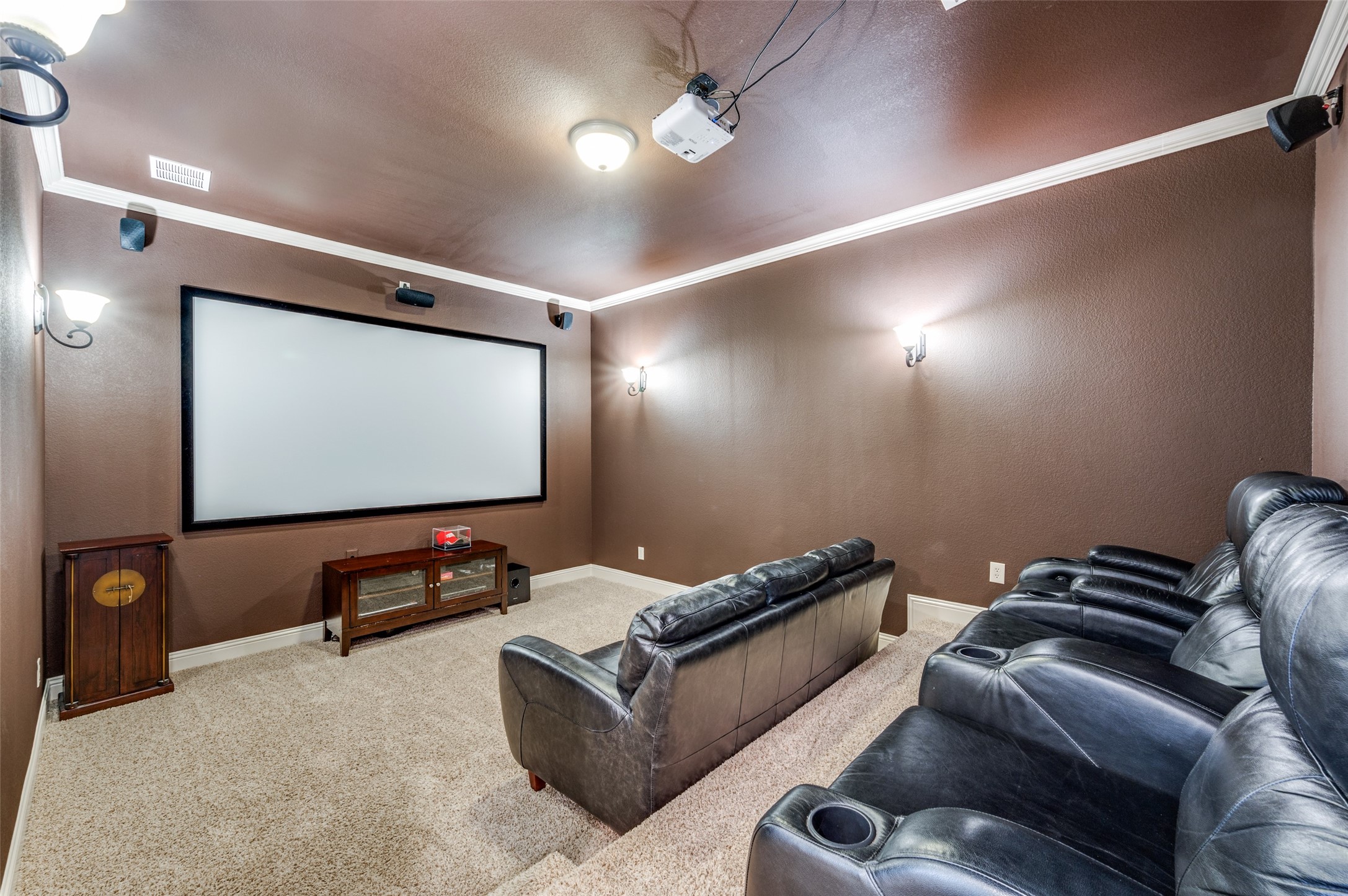 520 Devonshire Drive