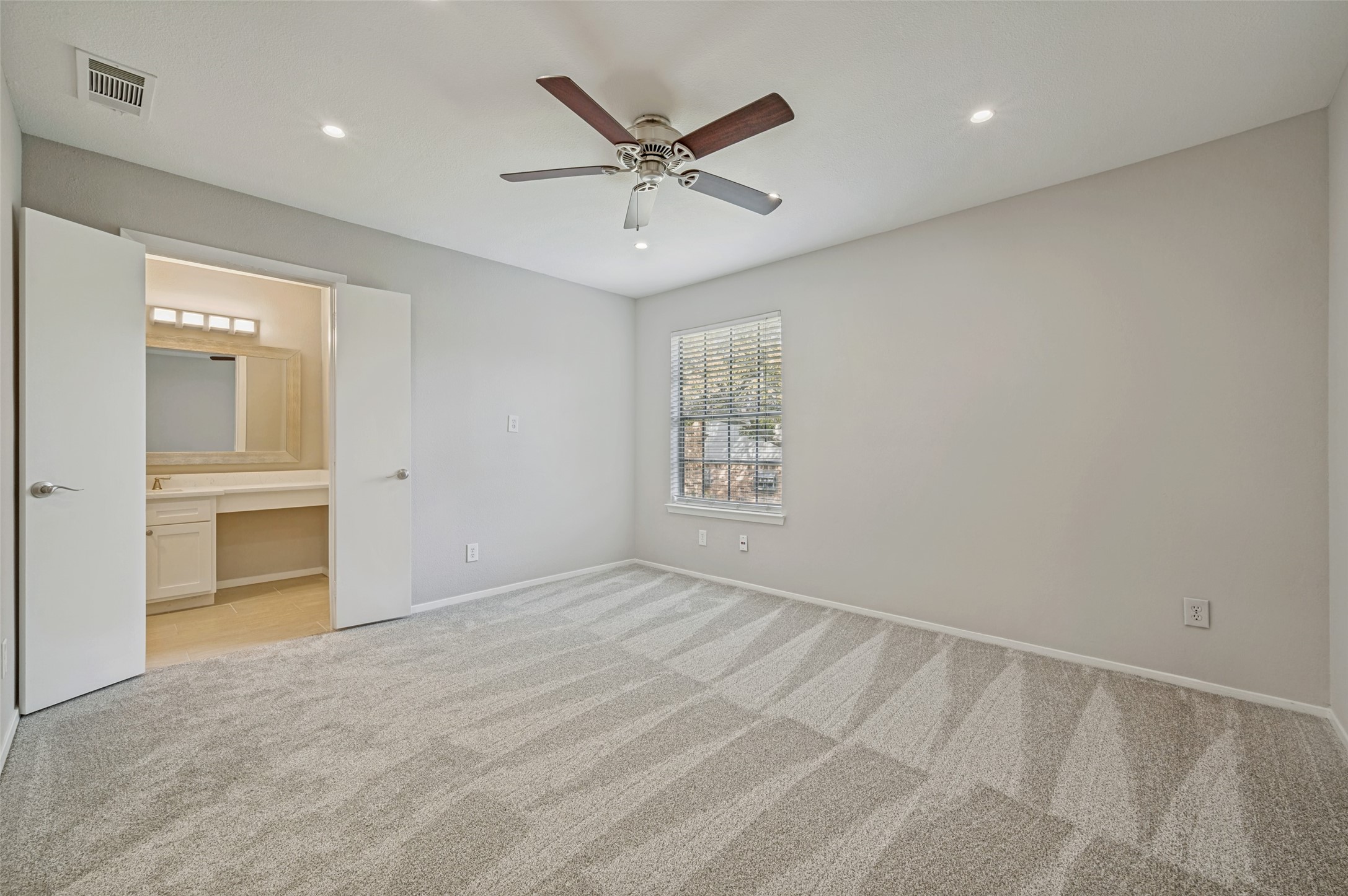5335 Bent Tree Forest Drive 286