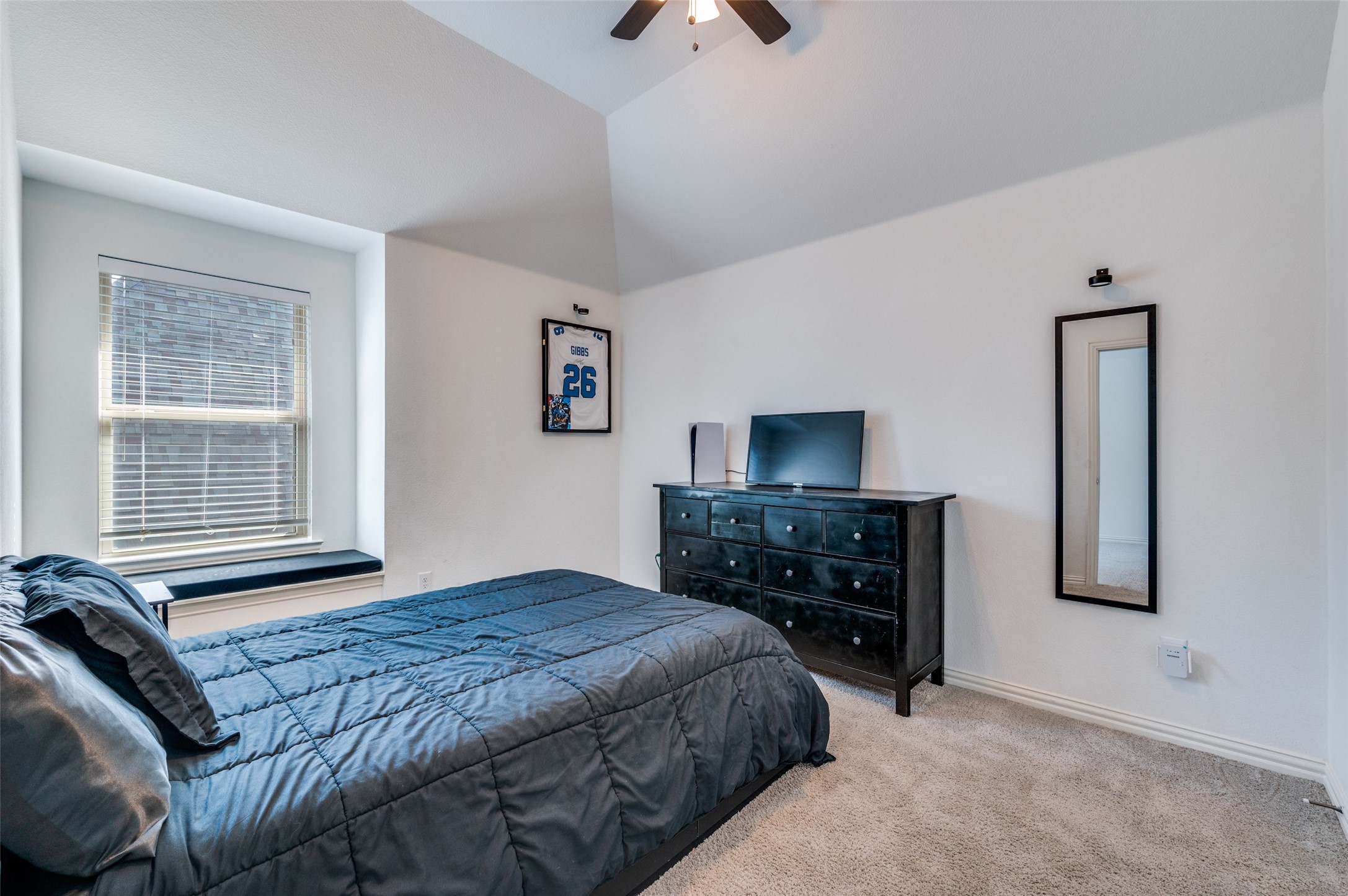 16205 Bidwell Park Drive