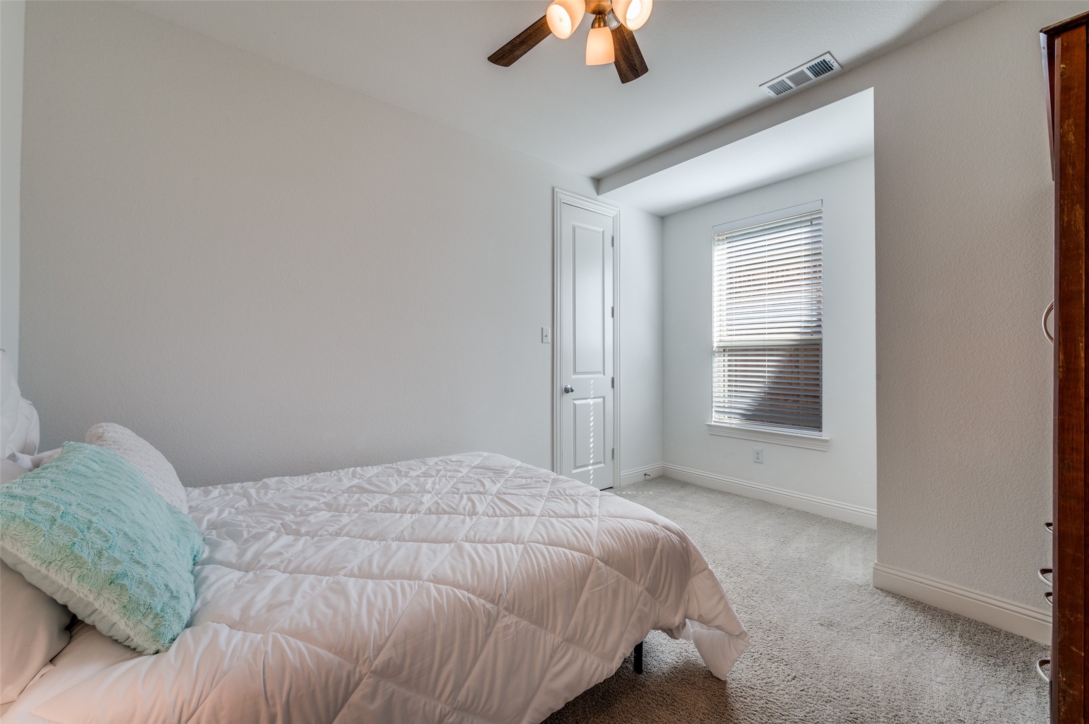 16205 Bidwell Park Drive