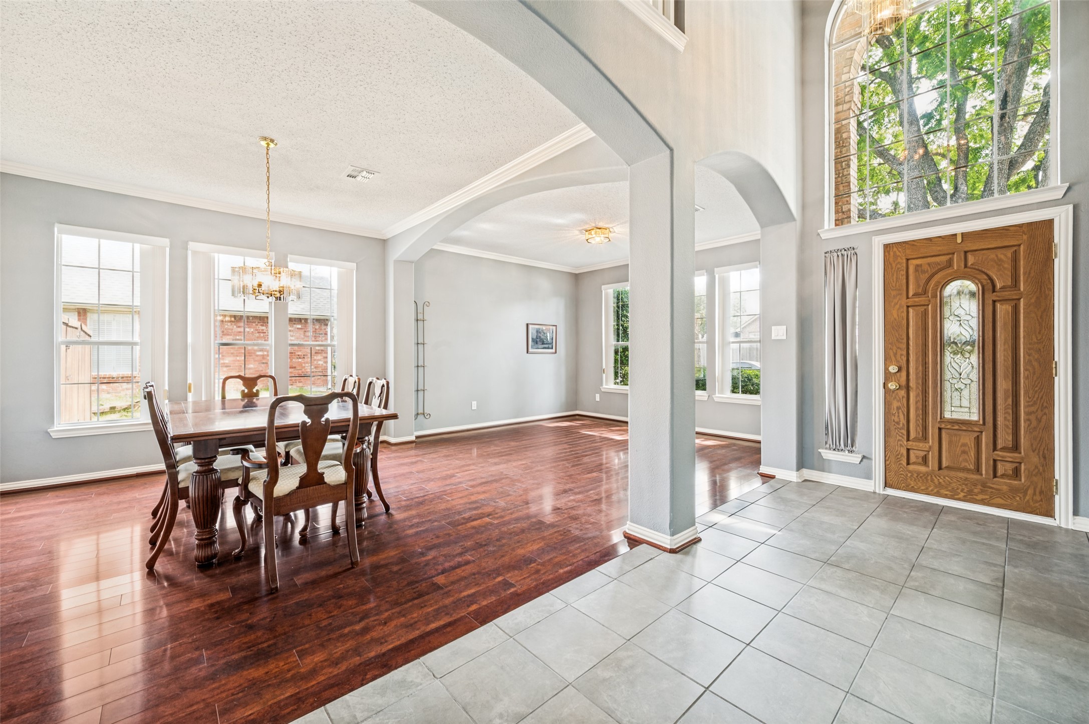 6117 Wilmington Drive