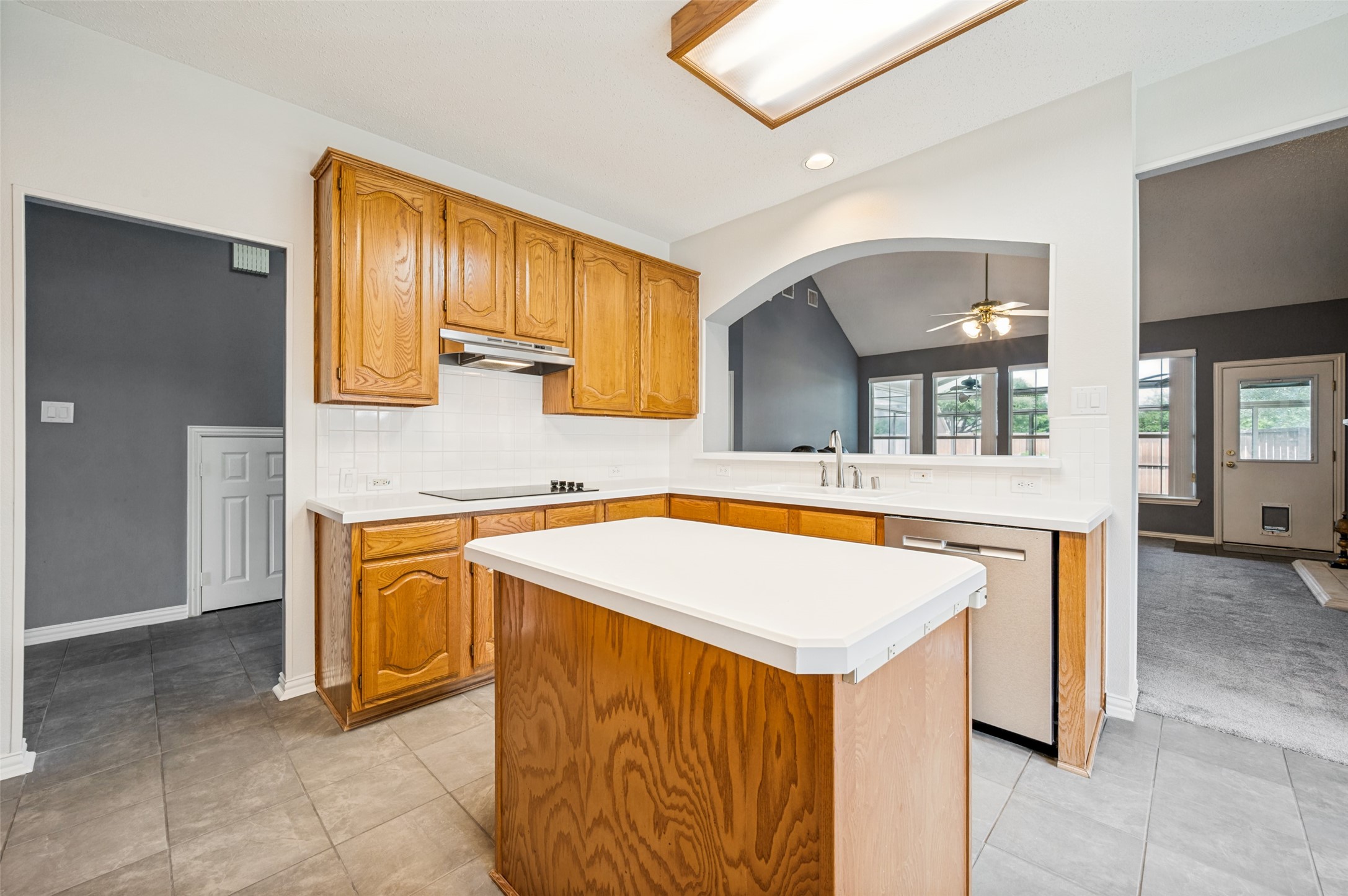 6117 Wilmington Drive