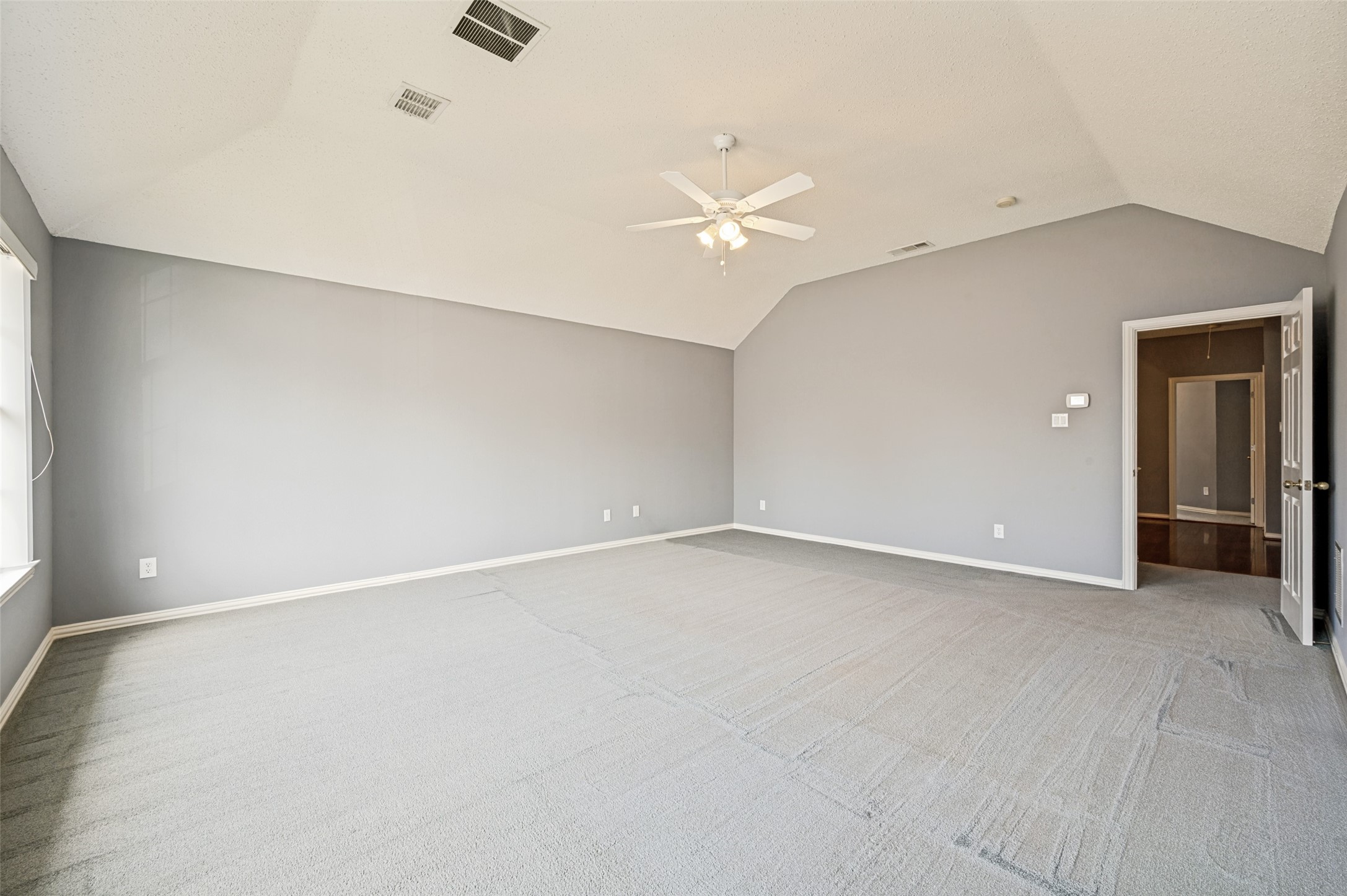 6117 Wilmington Drive