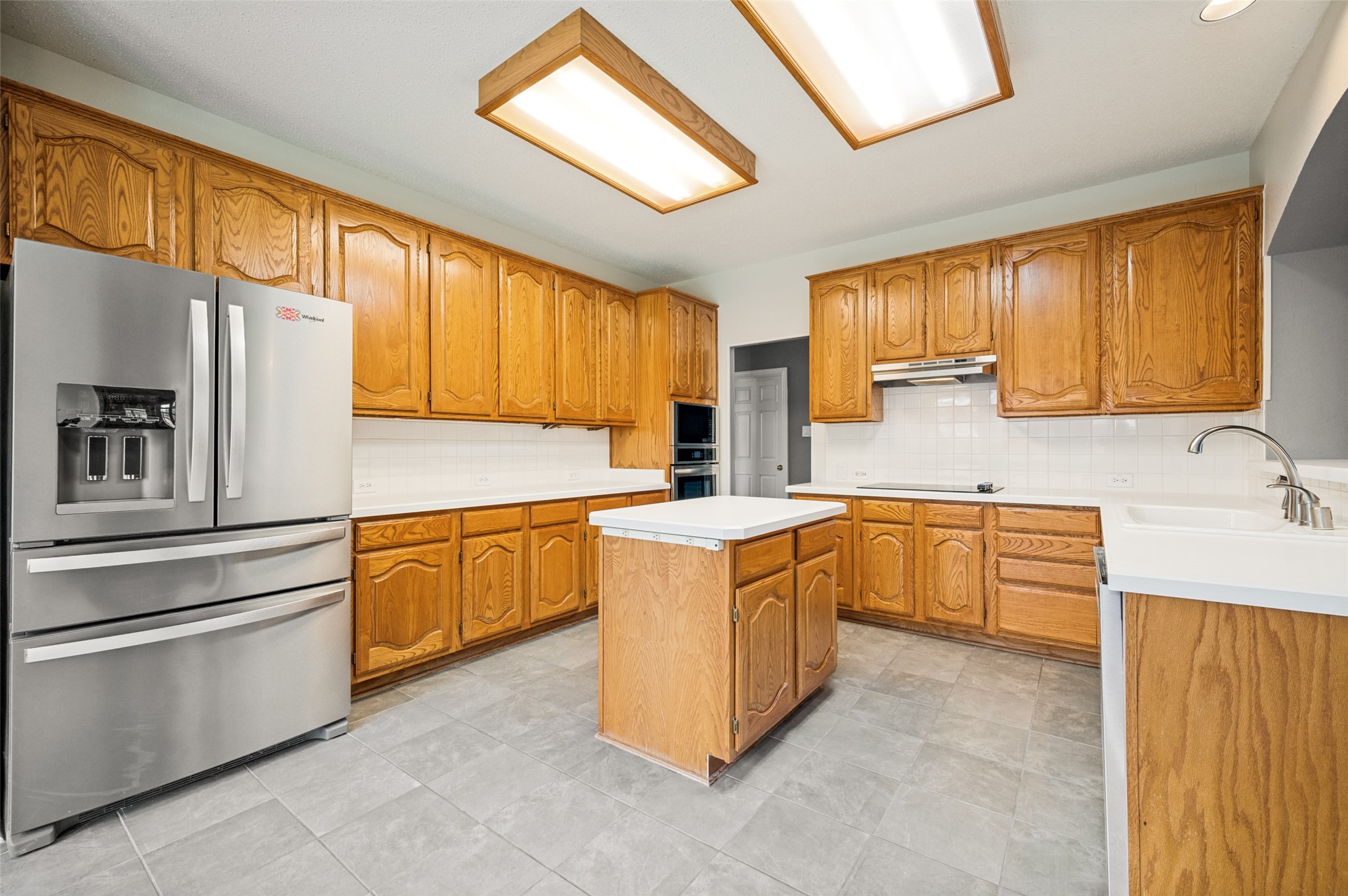 6117 Wilmington Drive