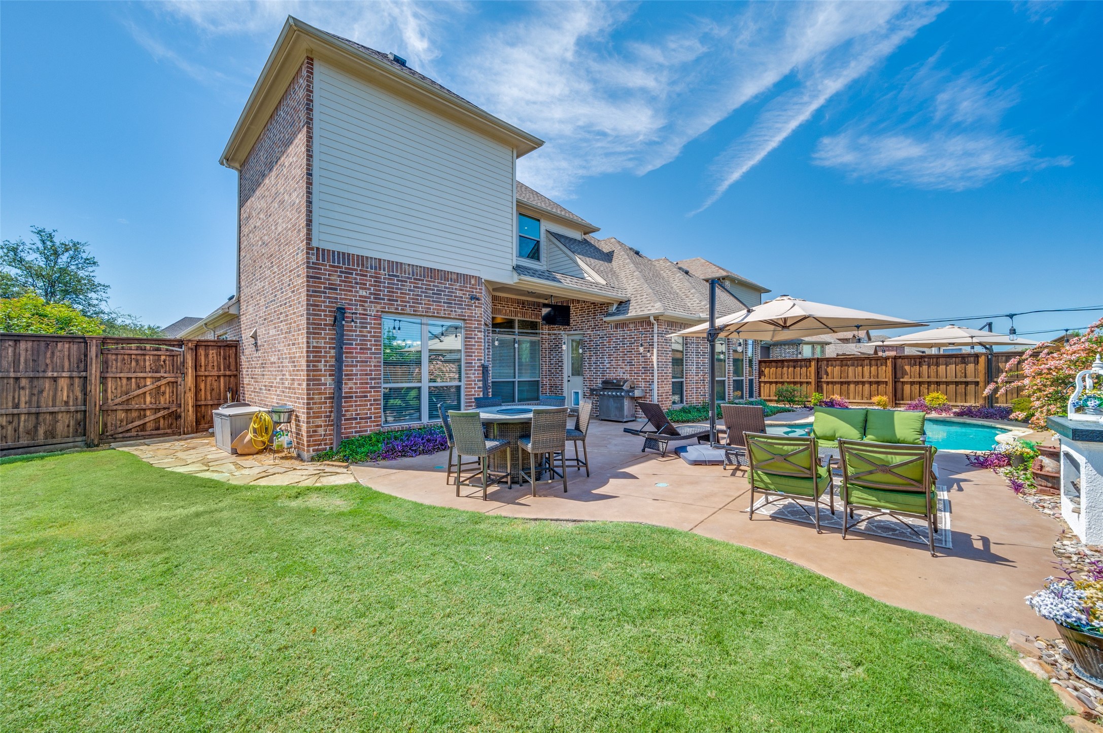 520 Devonshire Drive