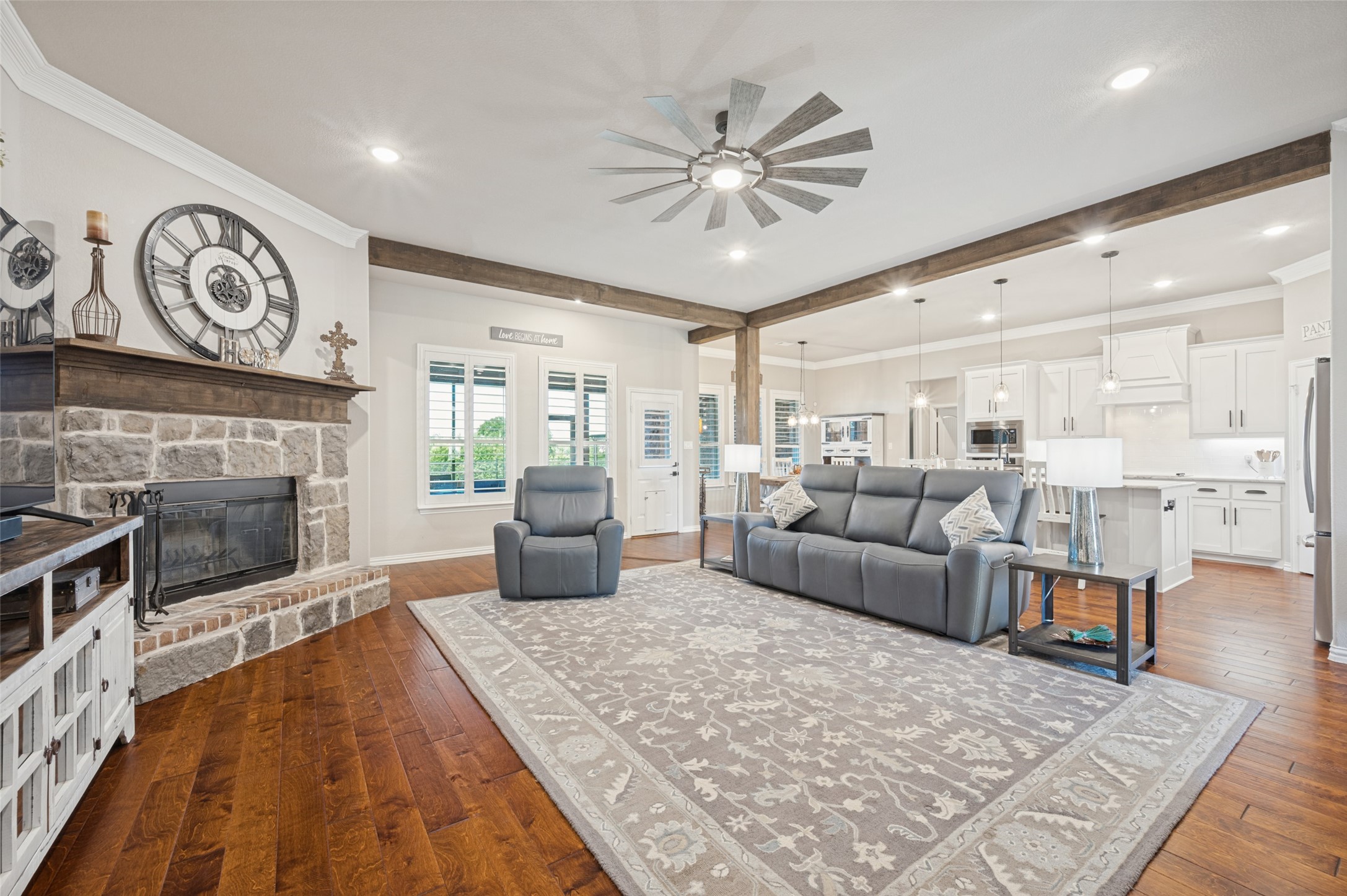 4515 County Road 494