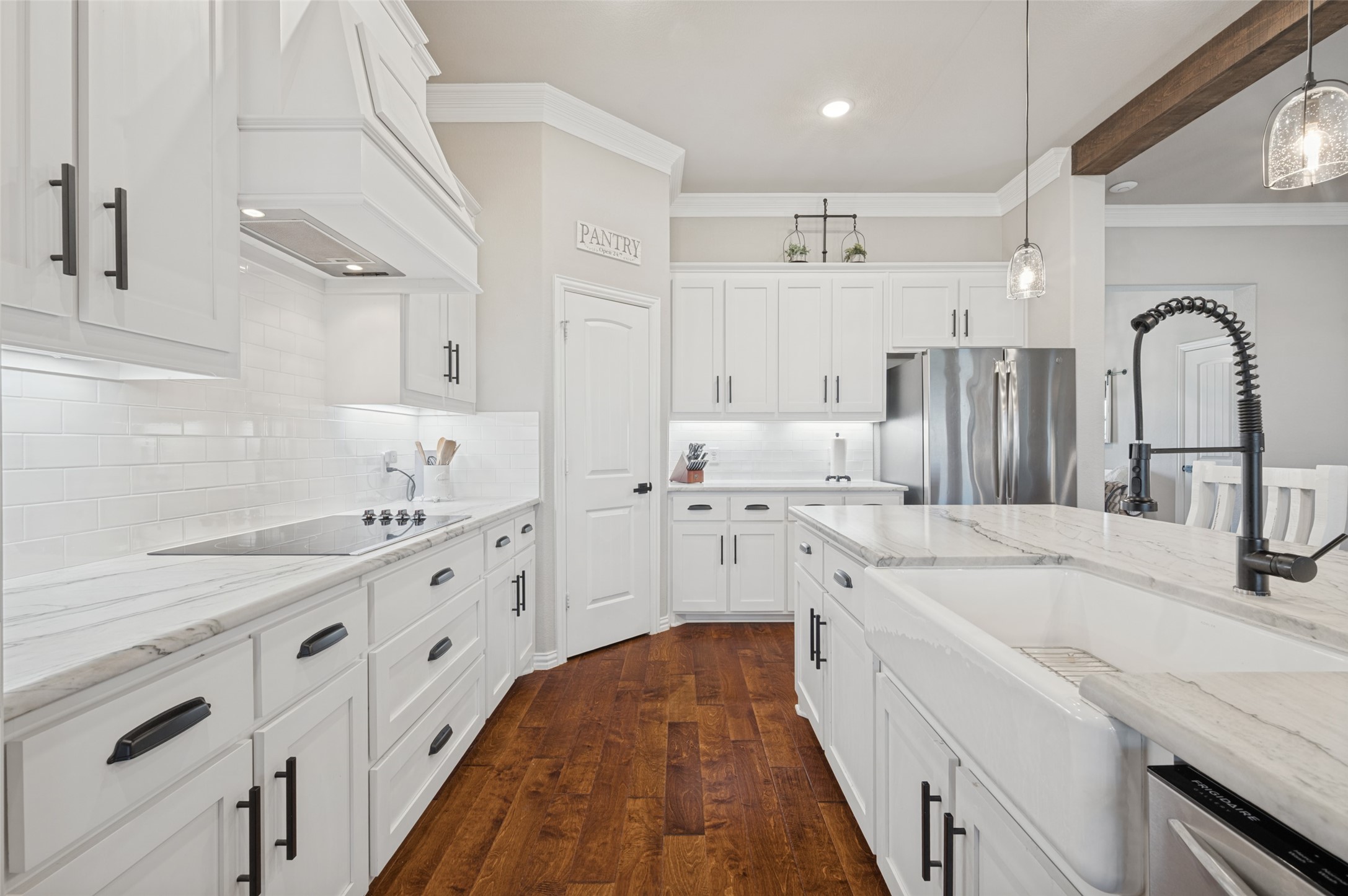 4515 County Road 494