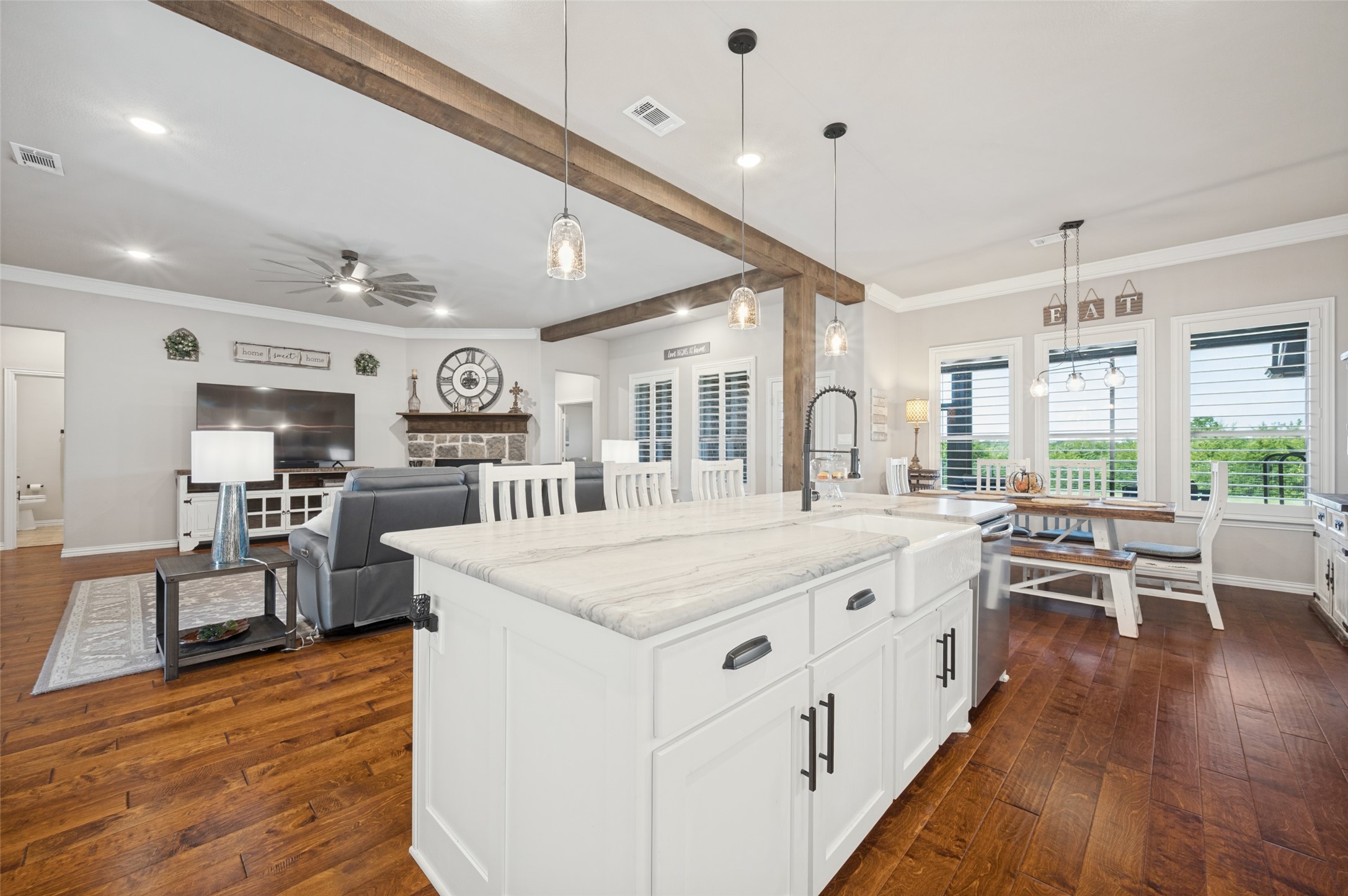 4515 County Road 494
