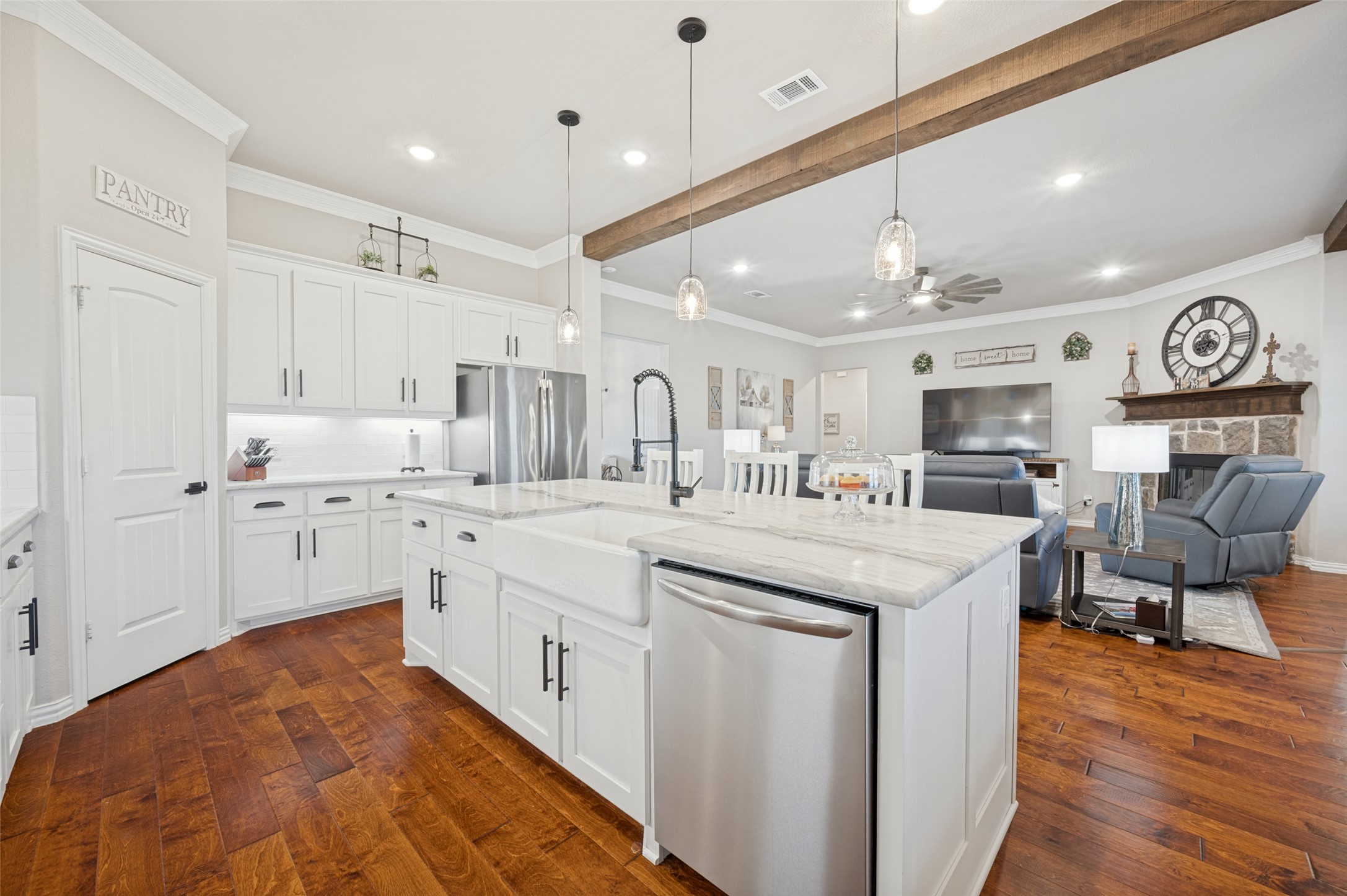 4515 County Road 494