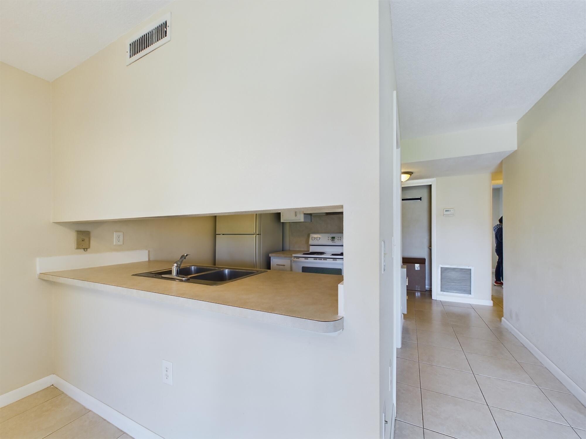 146 San Paulo Circle, 10146