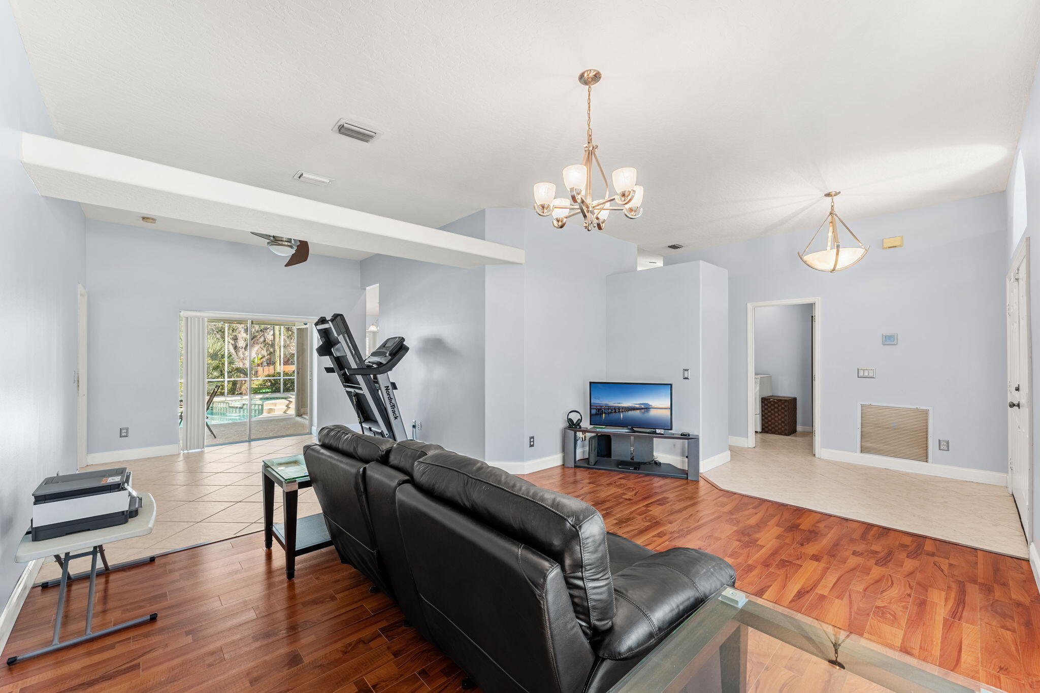 525 Chippewa Avenue NE