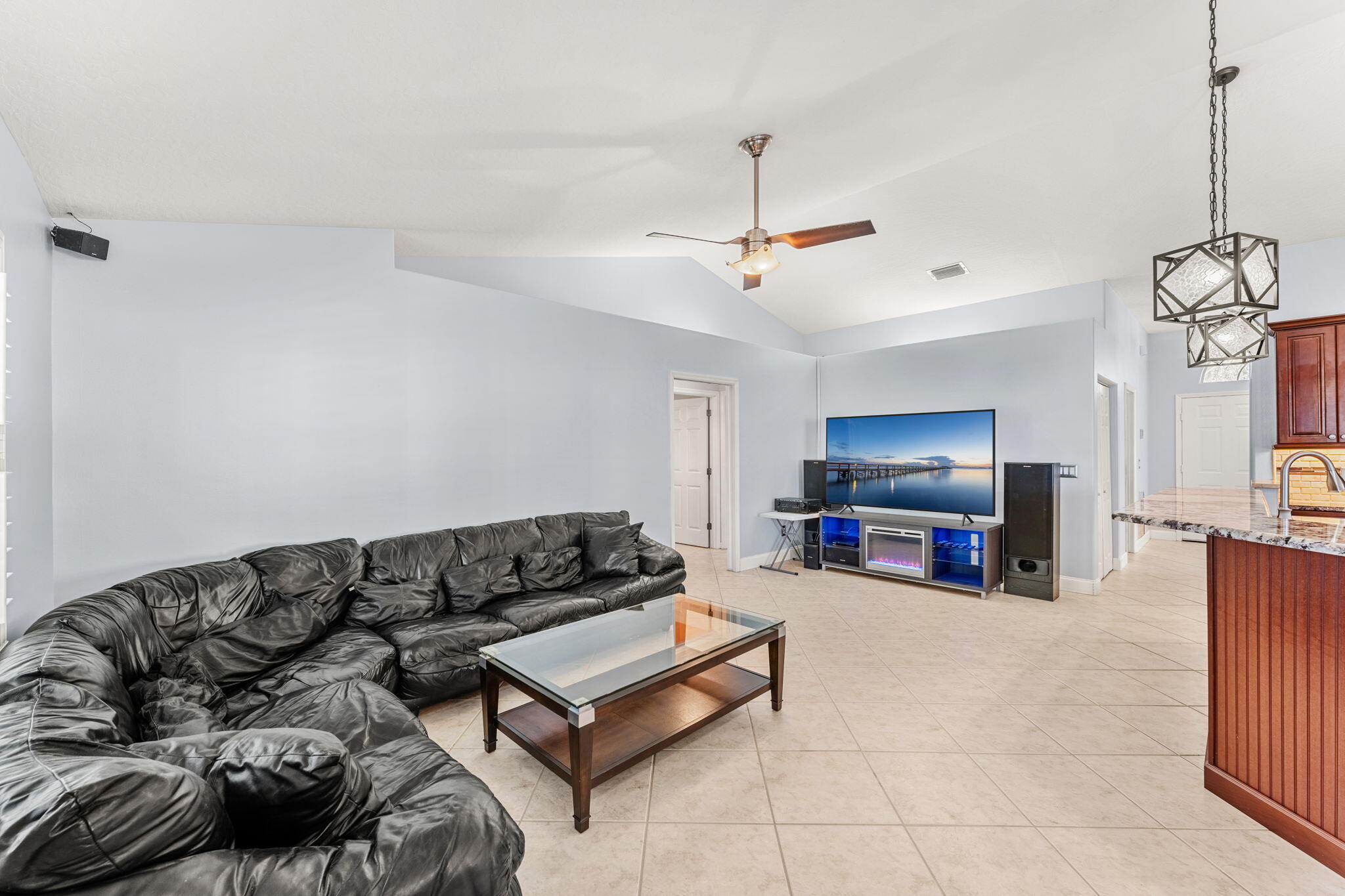 525 Chippewa Avenue NE