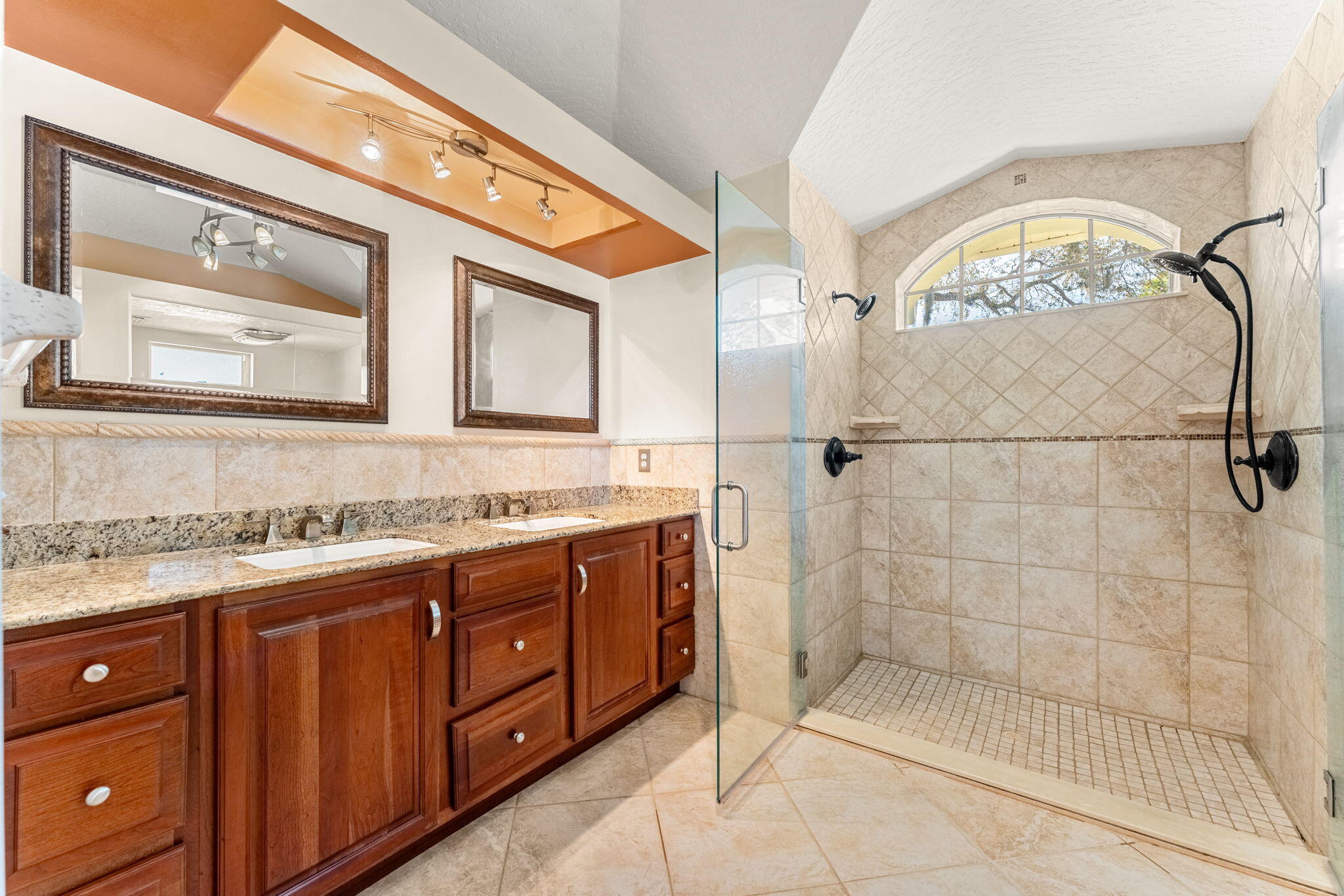 525 Chippewa Avenue NE