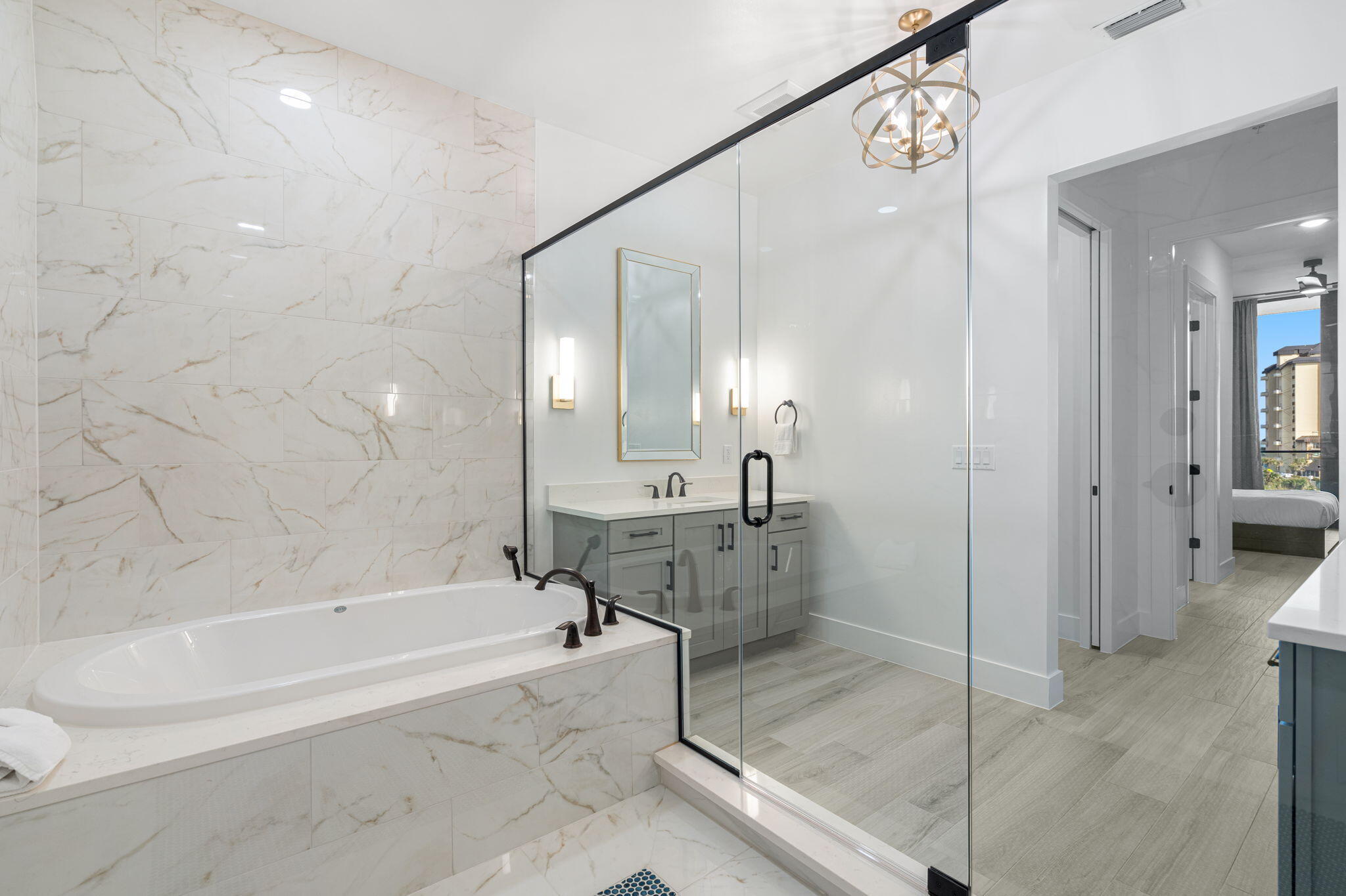 3031 Hafen Lane, 203